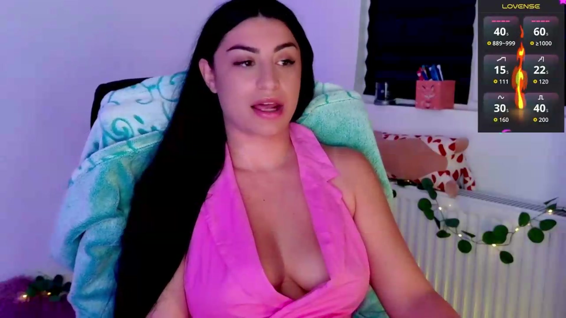 Gallery image thumbnail from Amystique's myfreecams stream on, 05/19/2026, 23:05 image 16 of 20
