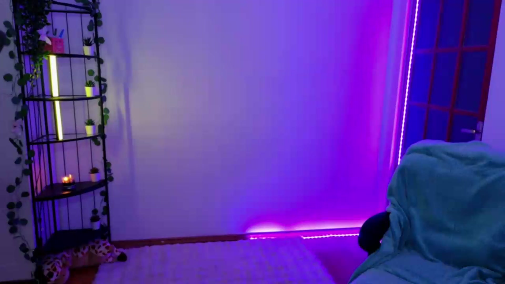 Gallery image thumbnail from Amystique's myfreecams stream on, 05/26/2026, 03:14 image 2 of 20