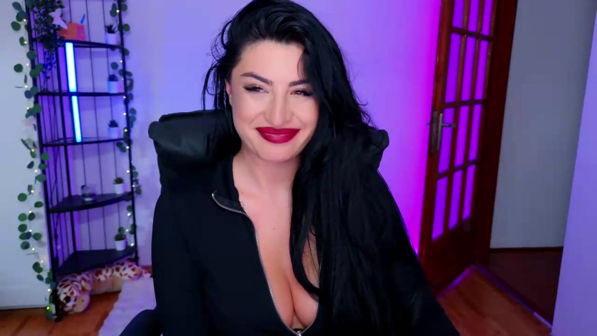 Gallery image thumbnail from Amystique's myfreecams stream on, 06/01/2026, 03:43 image 15 of 20