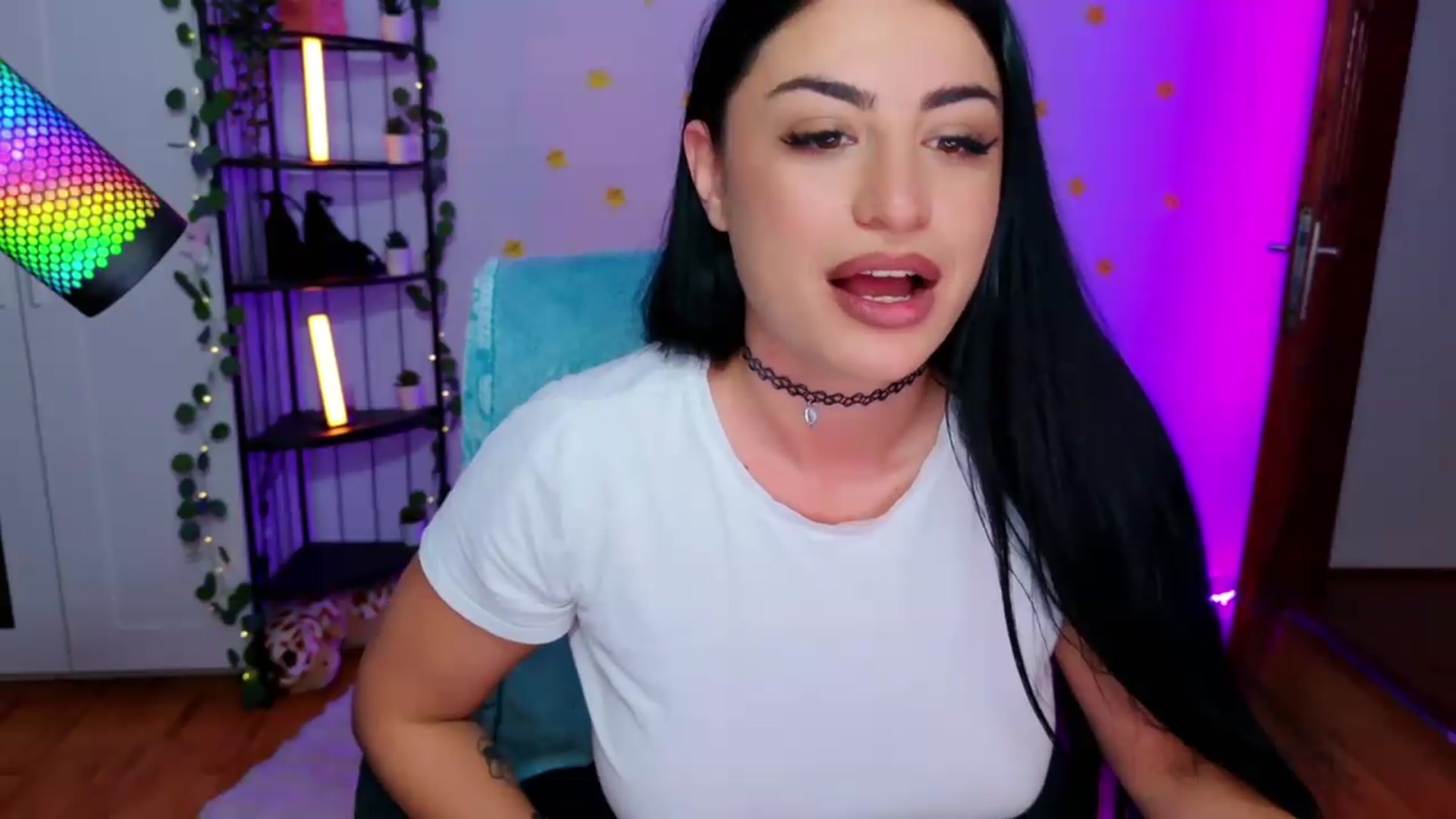 Gallery image thumbnail from Amystique's myfreecams stream on, 06/03/2026, 01:09 image 10 of 20