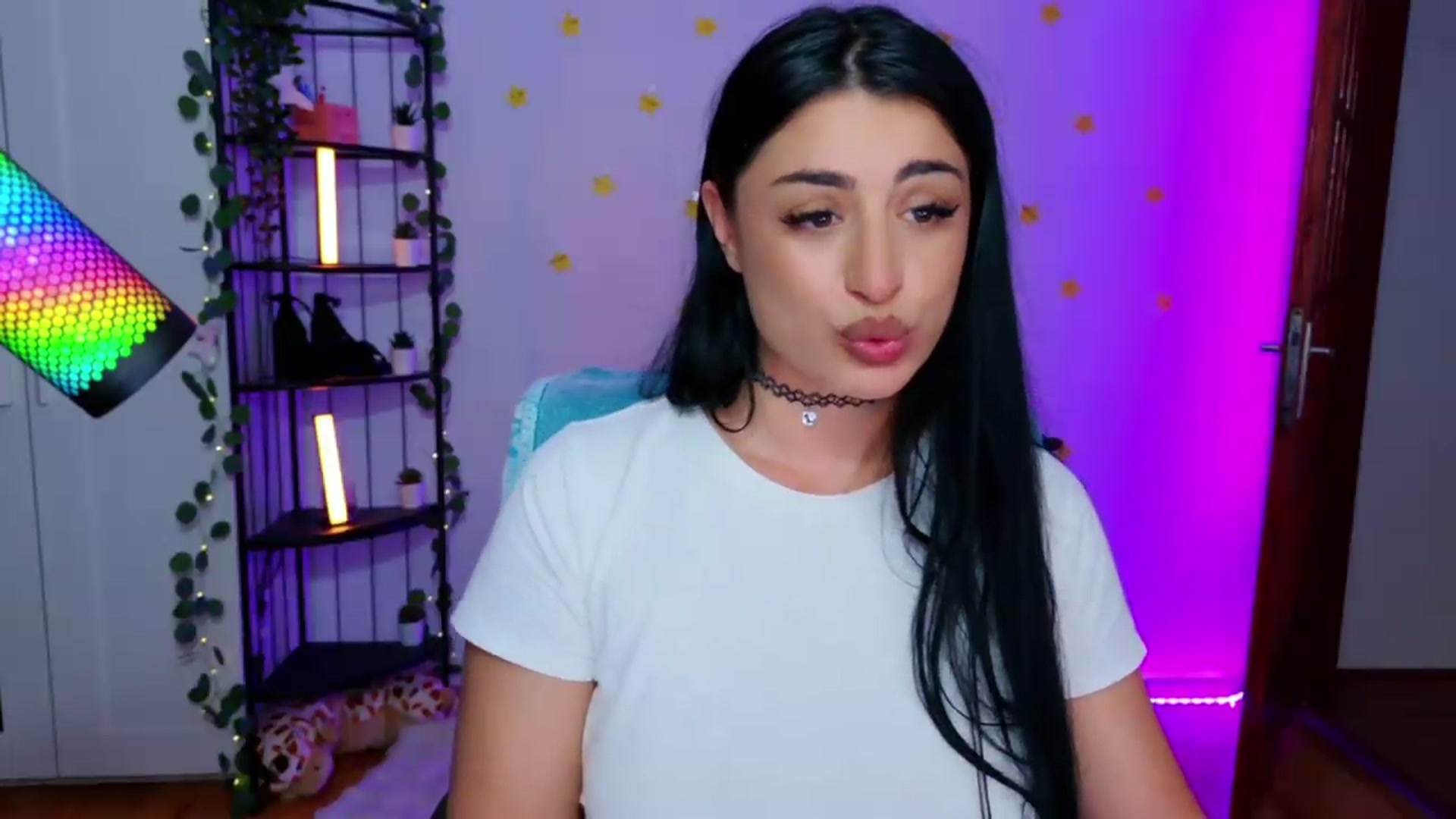 Gallery image thumbnail from Amystique's myfreecams stream on, 06/03/2026, 01:09 image 5 of 20