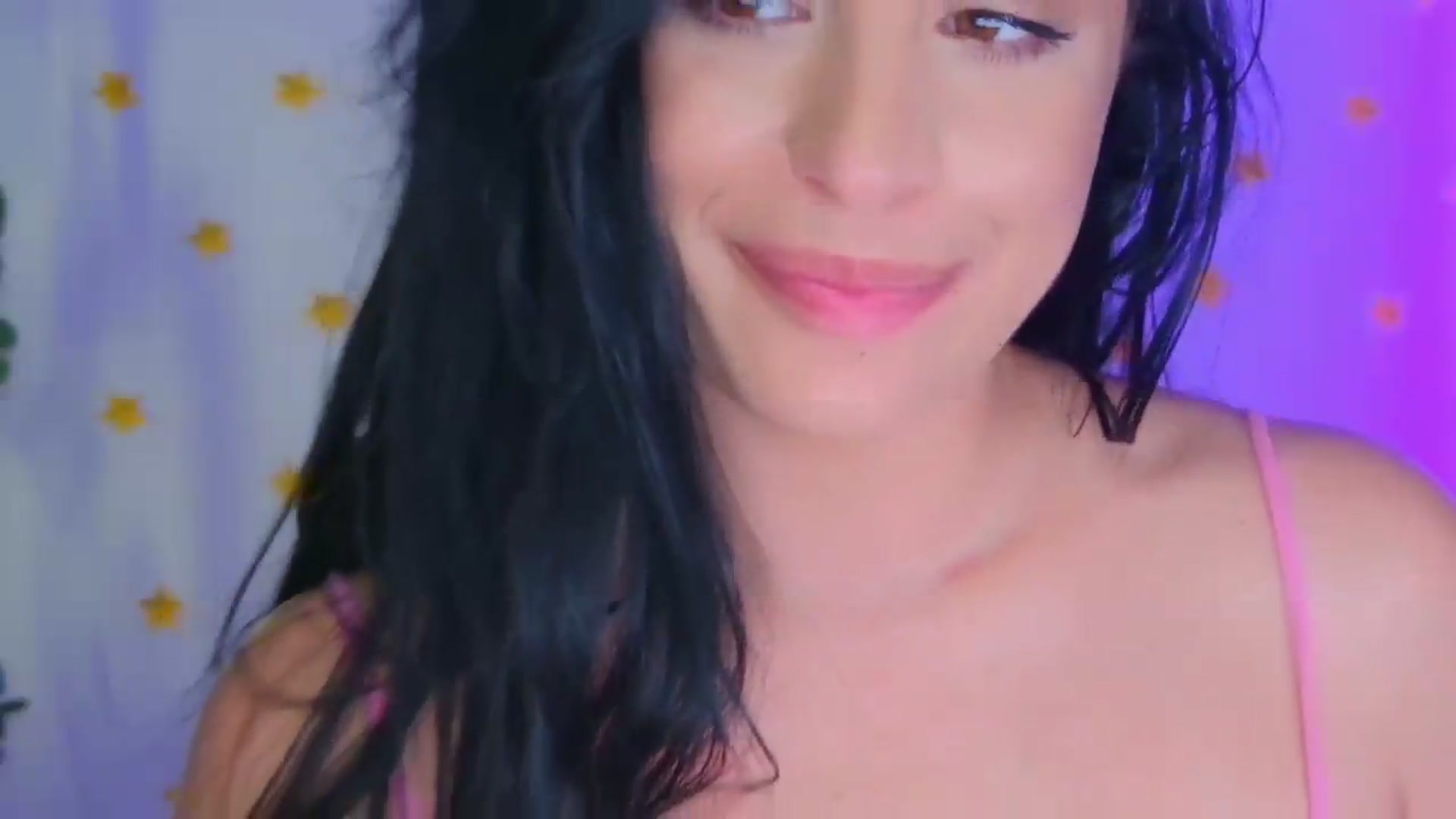 Gallery image thumbnail from Amystique's myfreecams stream on, 06/15/2026, 04:23 image 14 of 20