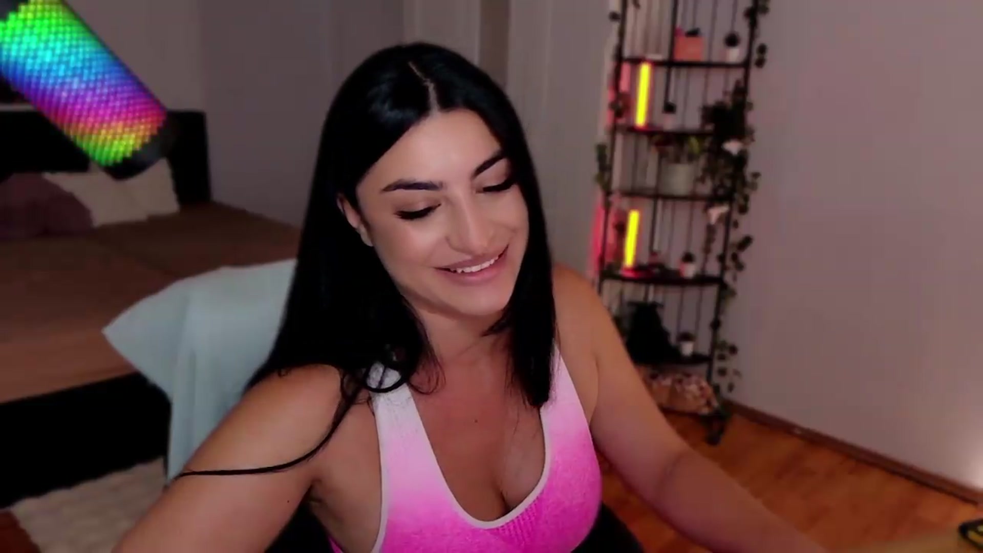 Gallery image thumbnail from Amystique's myfreecams stream on, 06/29/2026, 20:26 image 13 of 20