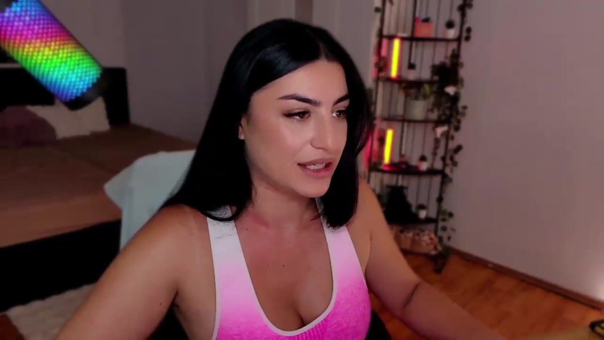 Gallery image thumbnail from Amystique's myfreecams stream on, 06/29/2026, 20:26 image 9 of 20