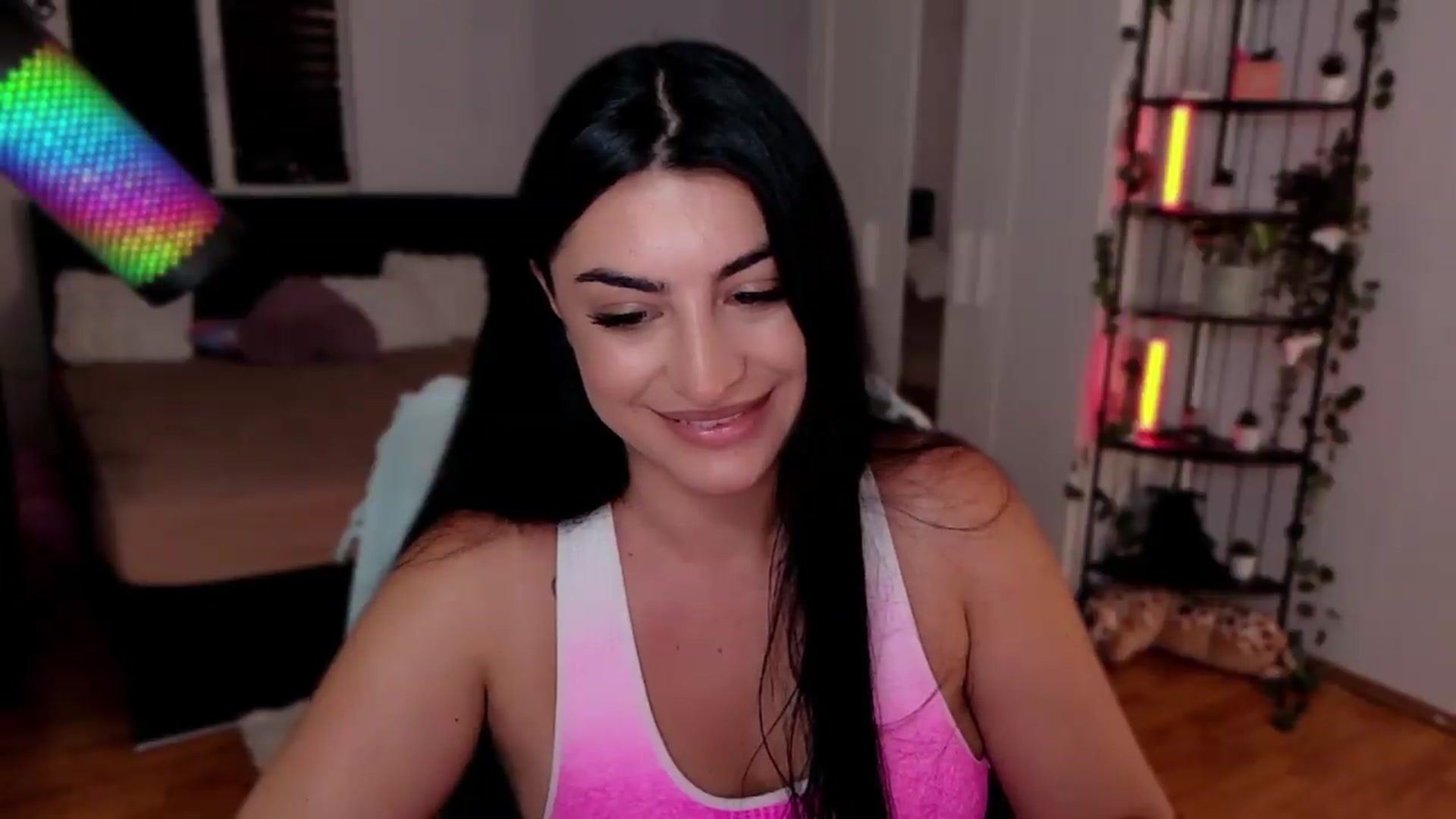 Gallery image thumbnail from Amystique's myfreecams stream on, 06/29/2026, 22:28 image 18 of 20