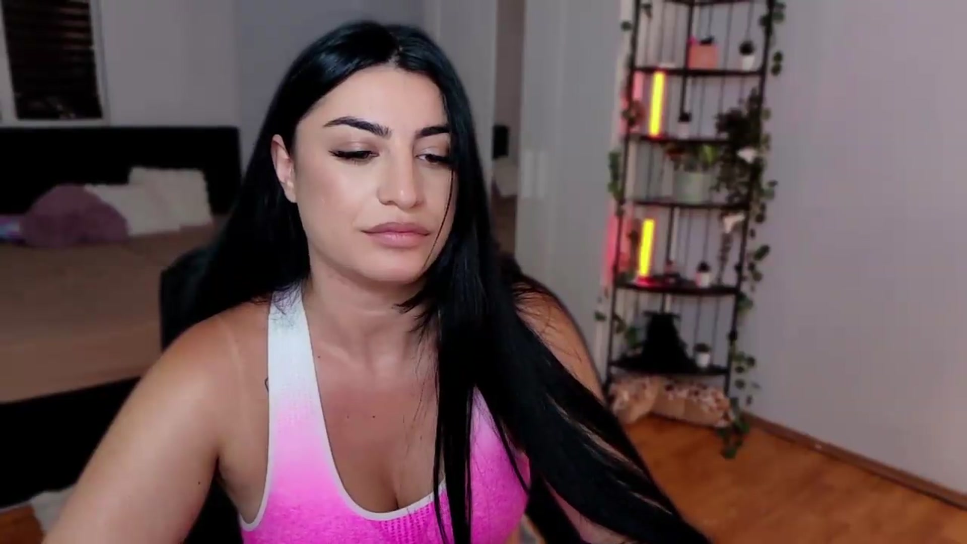 Gallery image thumbnail from Amystique's myfreecams stream on, 06/30/2026, 24:01 image 11 of 20