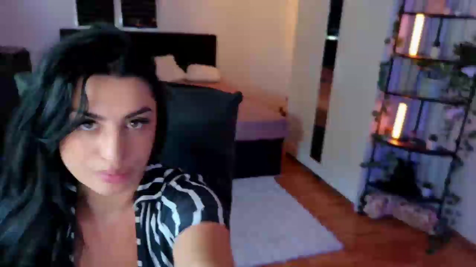 Gallery image thumbnail from Amystique's myfreecams stream on, 07/28/2026, 11:14 image 15 of 20