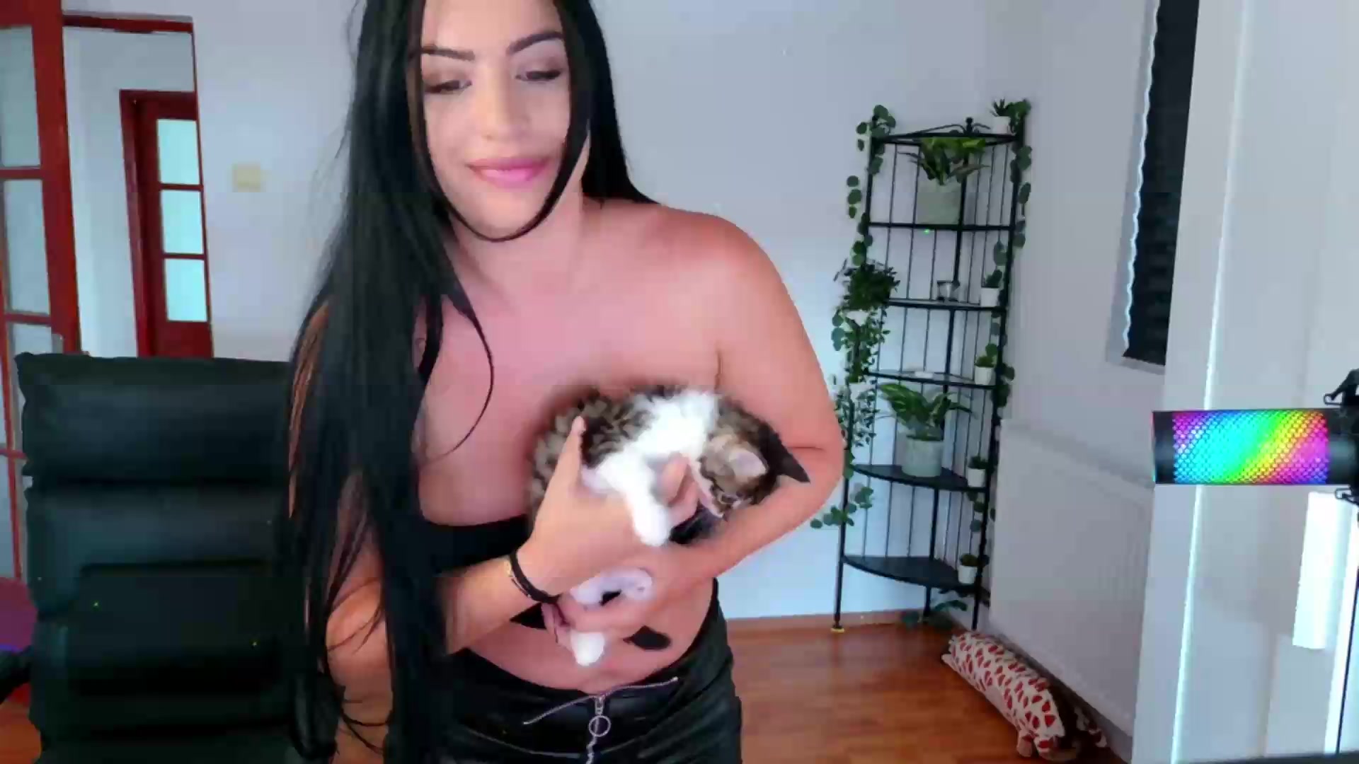 Gallery image thumbnail from Amystique's myfreecams stream on, 09/01/2026, 09:49 image 8 of 20