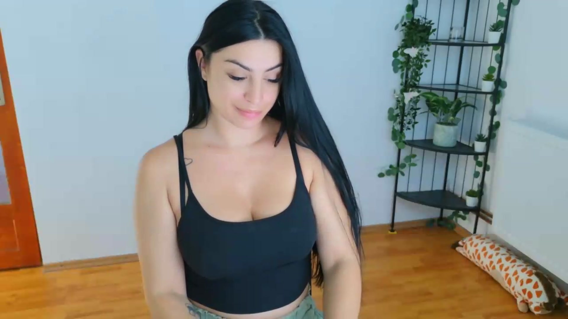 Gallery image thumbnail from Amystique's myfreecams stream on, 09/10/2026, 11:43 image 6 of 20