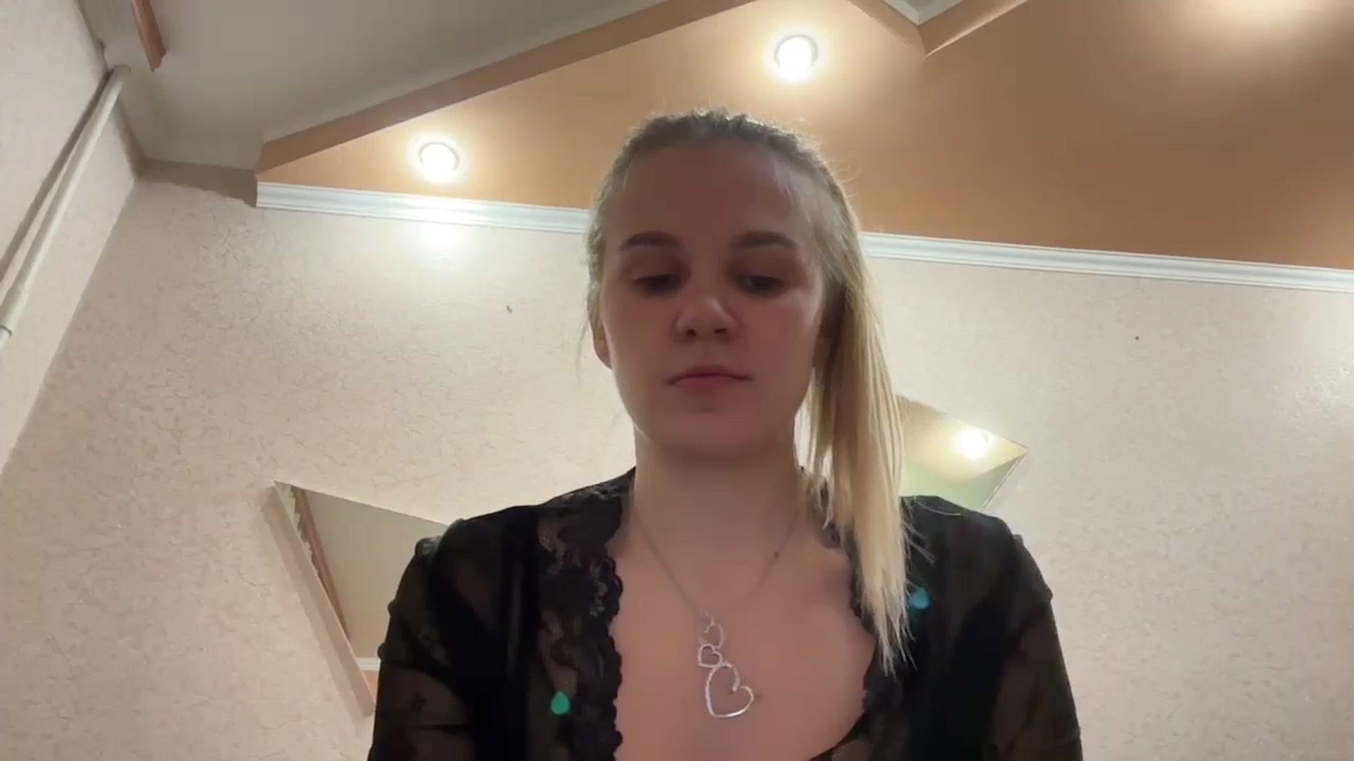 Gallery image thumbnail from An1taa's myfreecams stream on, 09/23/2024, 19:35 image 17 of 20