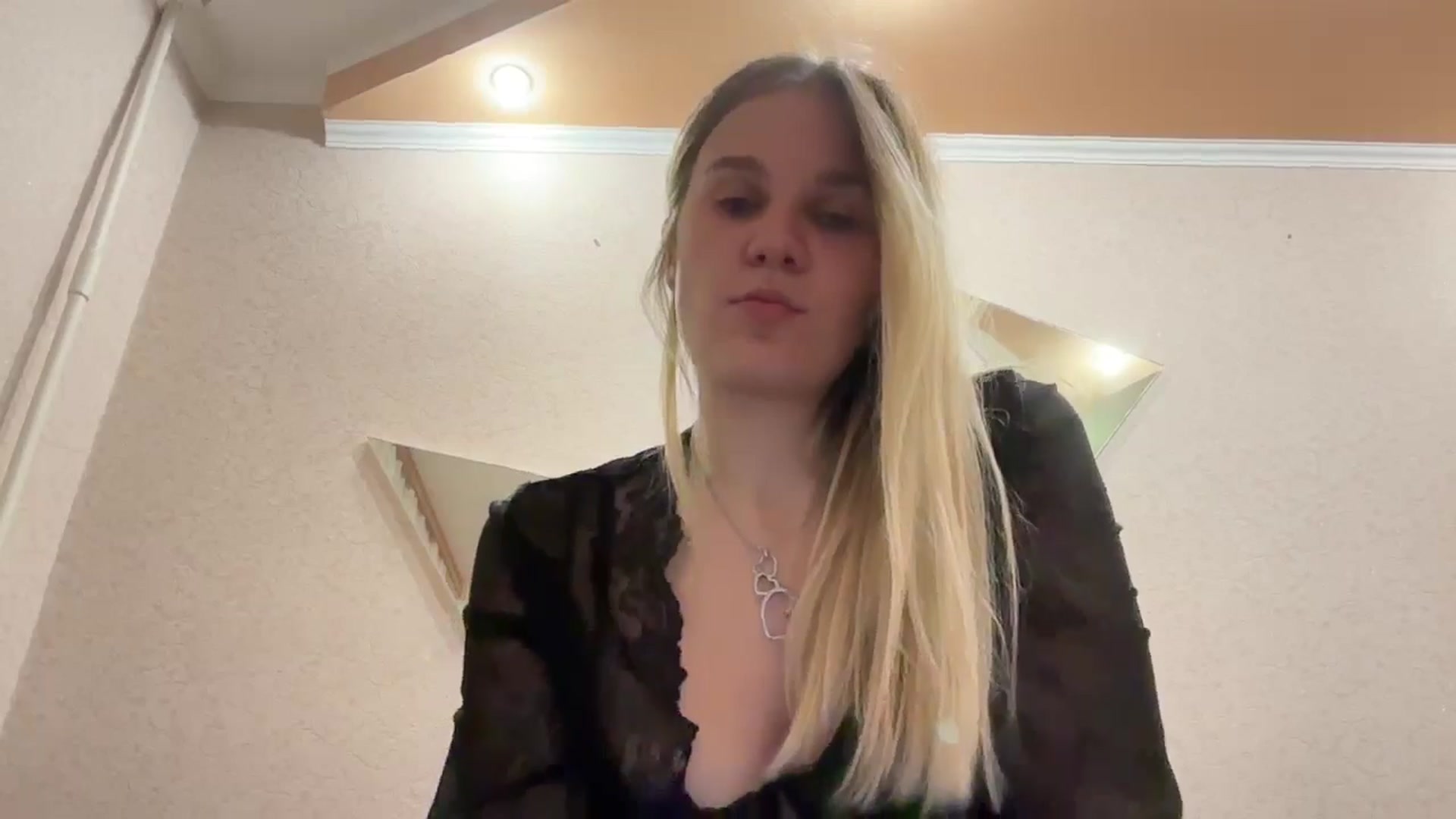Gallery image thumbnail from An1taa's myfreecams stream on, 09/23/2024, 19:35 image 7 of 20