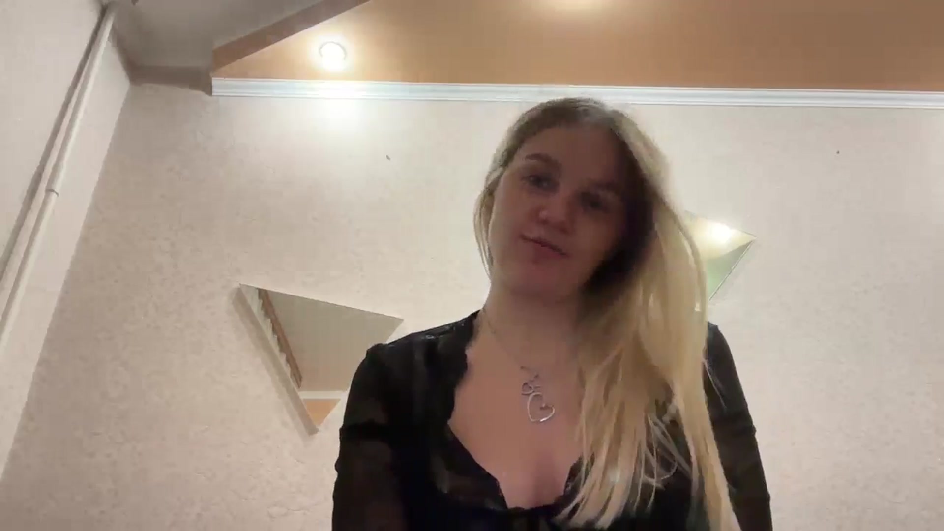 Gallery image thumbnail from An1taa's myfreecams stream on, 09/23/2024, 19:35 image 3 of 20