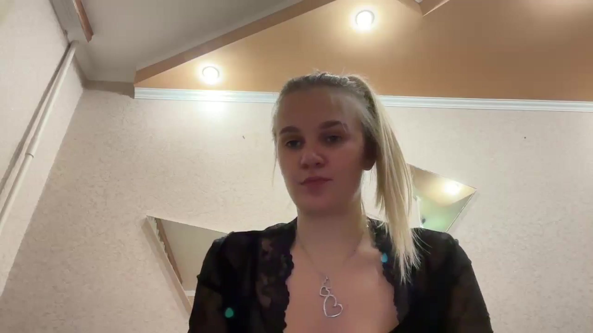Gallery image thumbnail from An1taa's myfreecams stream on, 09/23/2024, 19:35 image 18 of 20