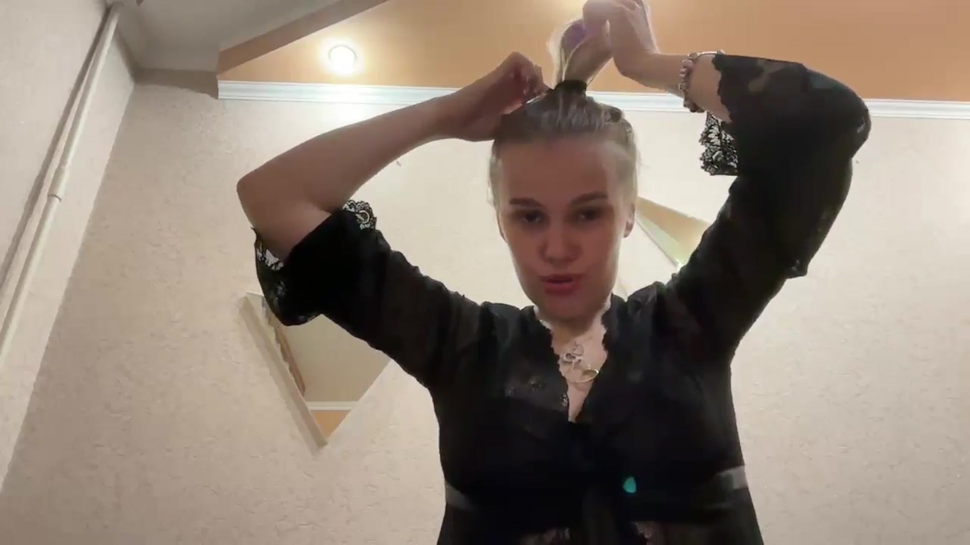 Gallery image thumbnail from An1taa's myfreecams stream on, 09/23/2024, 19:35 image 10 of 20