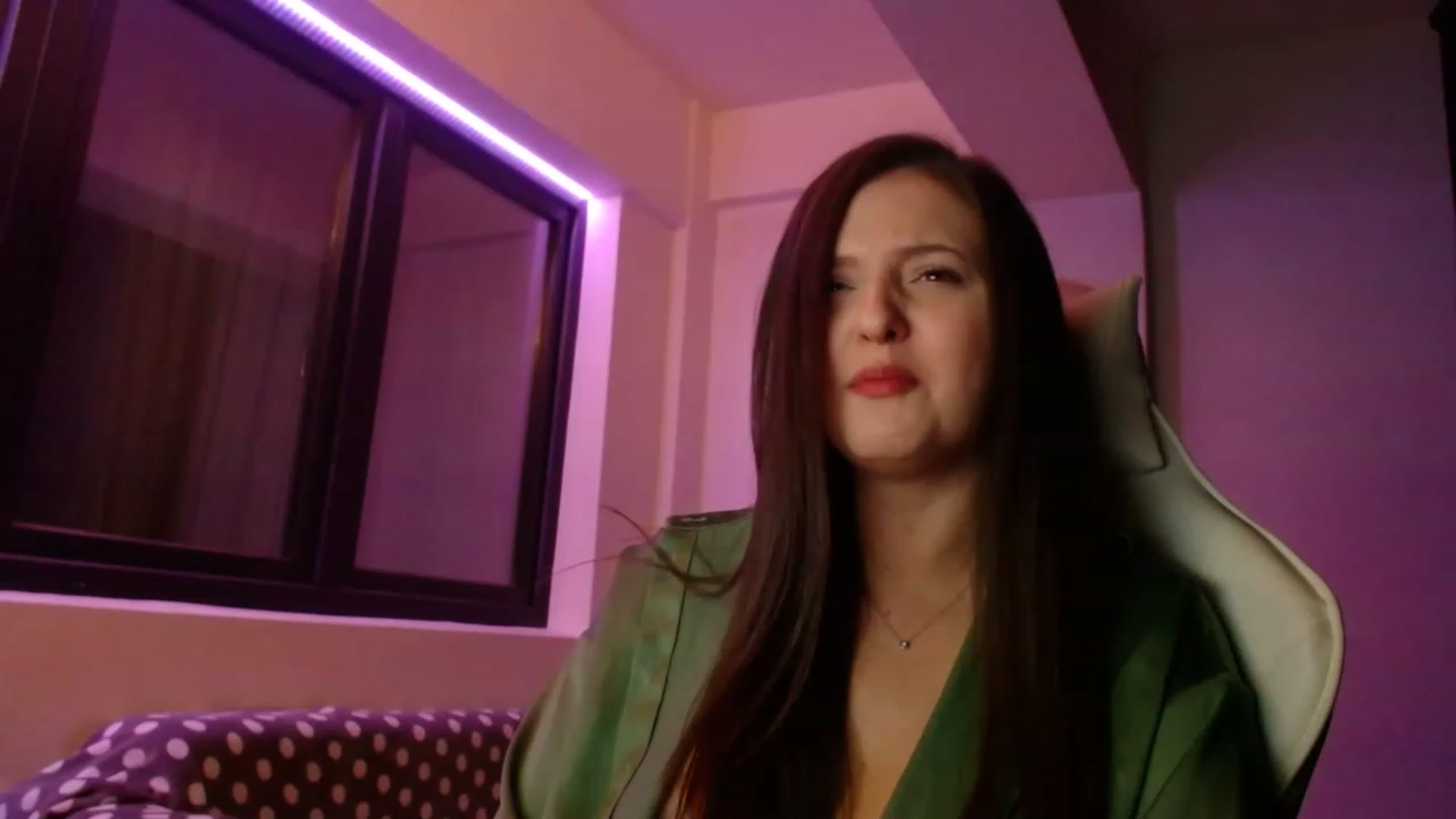 Gallery image thumbnail from AnAzingEricka's myfreecams stream on, 11/15/2022, 08:08 image 3 of 20