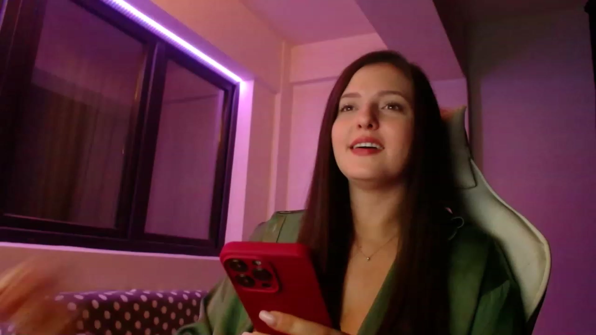 Gallery image thumbnail from AnAzingEricka's myfreecams stream on, 11/15/2022, 08:08 image 4 of 20