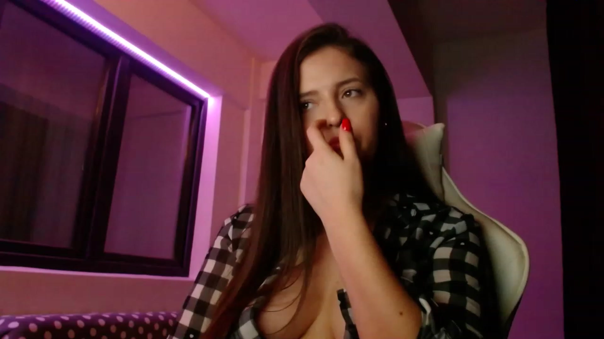 Gallery image thumbnail from AnAzingEricka's myfreecams stream on, 12/02/2022, 08:06 image 13 of 20