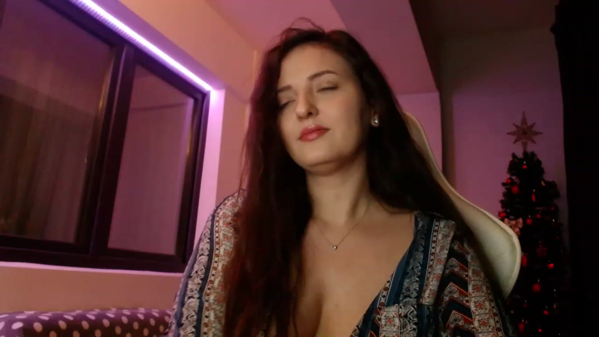Gallery image thumbnail from AnAzingEricka's myfreecams stream on, 01/09/2023, 07:36 image 19 of 20