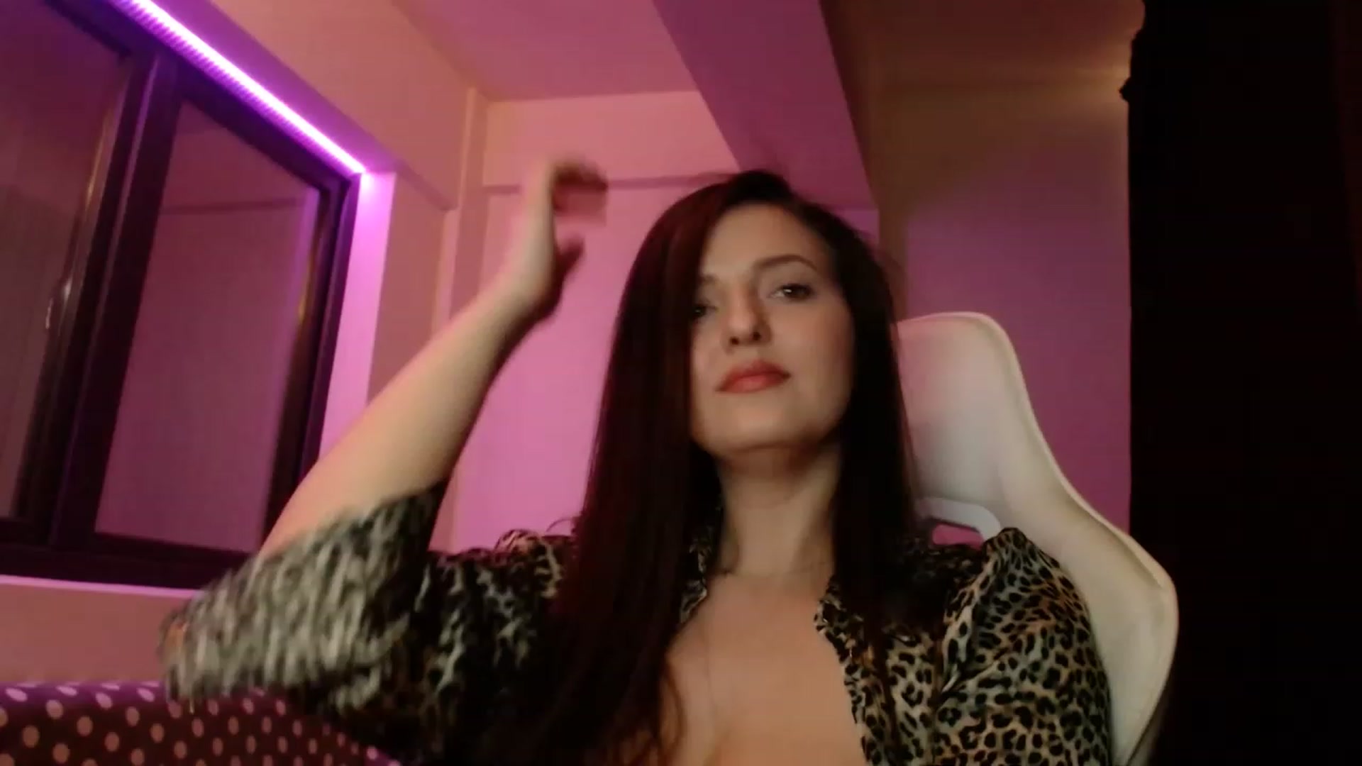 Gallery image thumbnail from AnAzingEricka's myfreecams stream on, 02/05/2023, 09:16 image 4 of 20