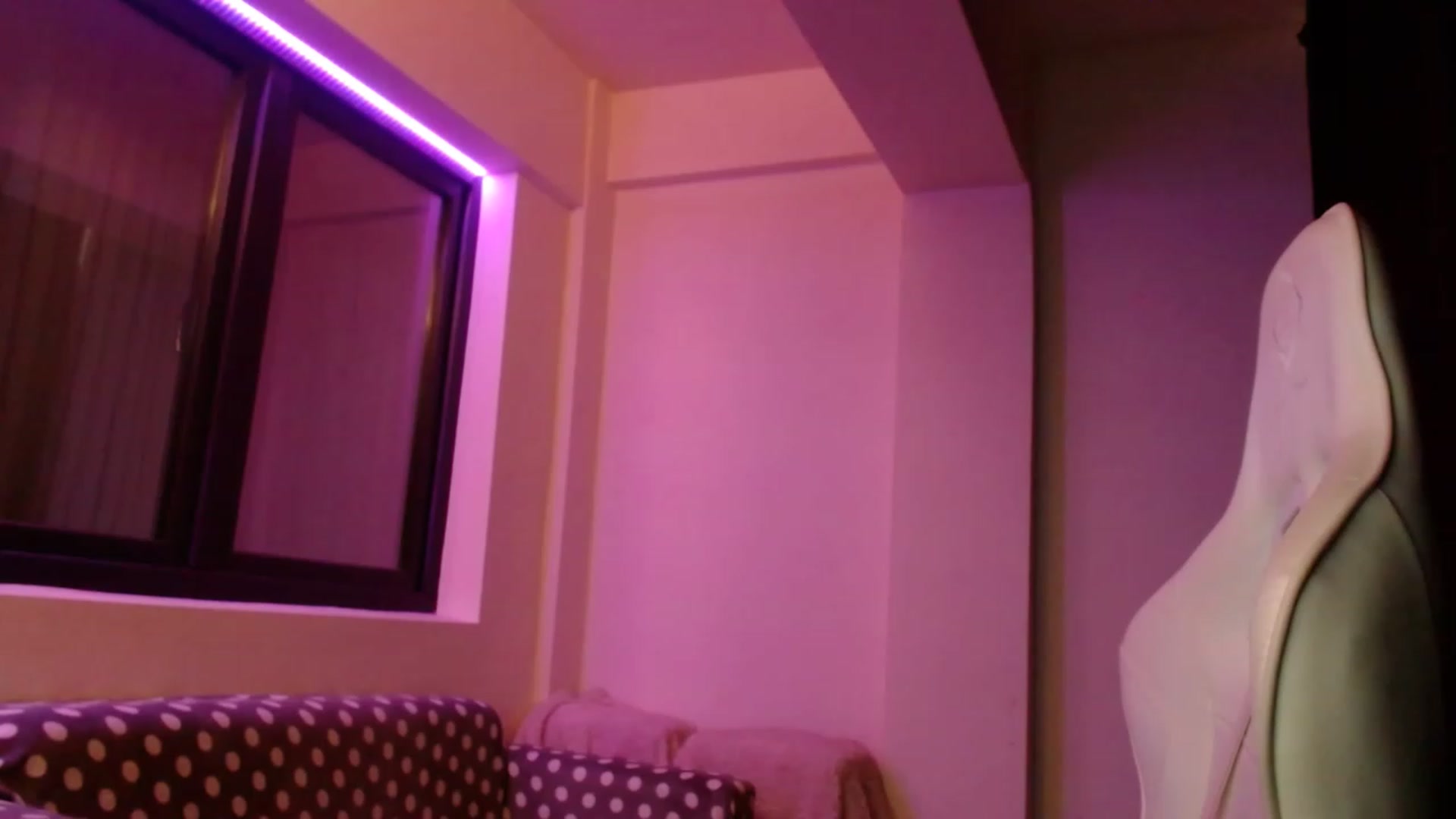 Gallery image thumbnail from AnAzingEricka's myfreecams stream on, 02/12/2023, 08:42 image 14 of 20