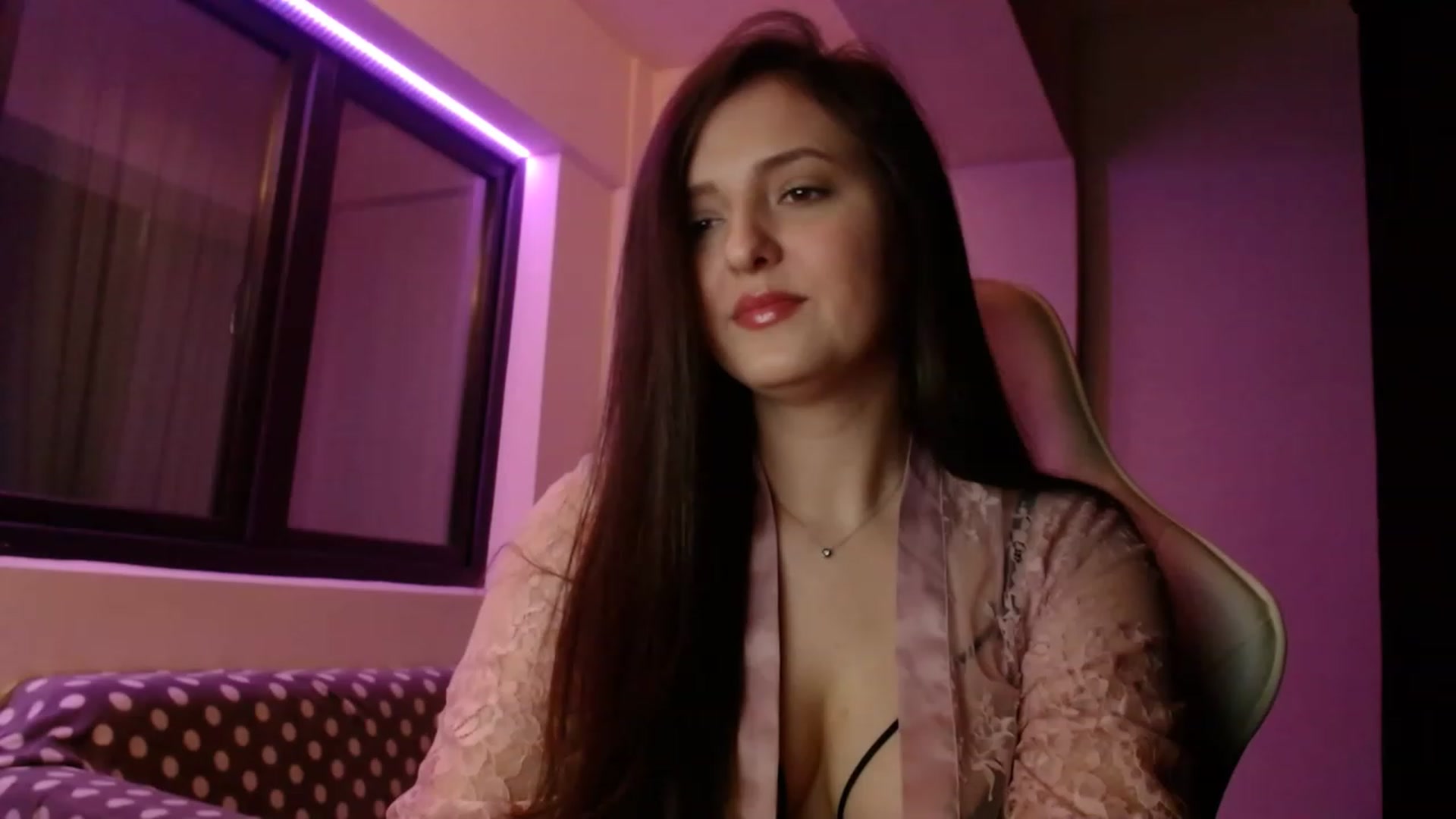 Gallery image thumbnail from AnAzingEricka's myfreecams stream on, 02/13/2023, 06:59 image 16 of 20