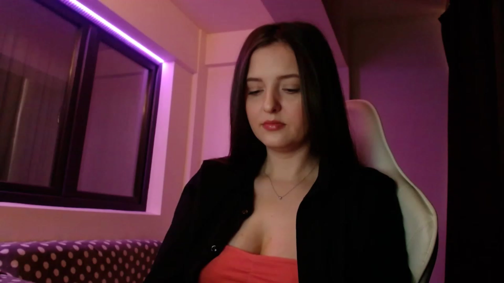 Gallery image thumbnail from AnAzingEricka's myfreecams stream on, 02/17/2023, 07:56 image 9 of 20