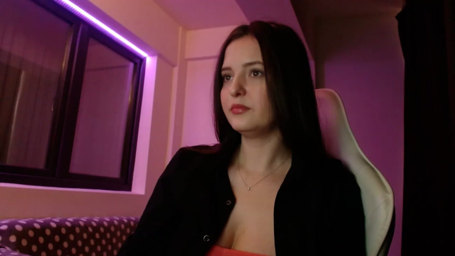 Gallery image thumbnail from AnAzingEricka's myfreecams stream on, 02/17/2023, 07:56 image 11 of 20