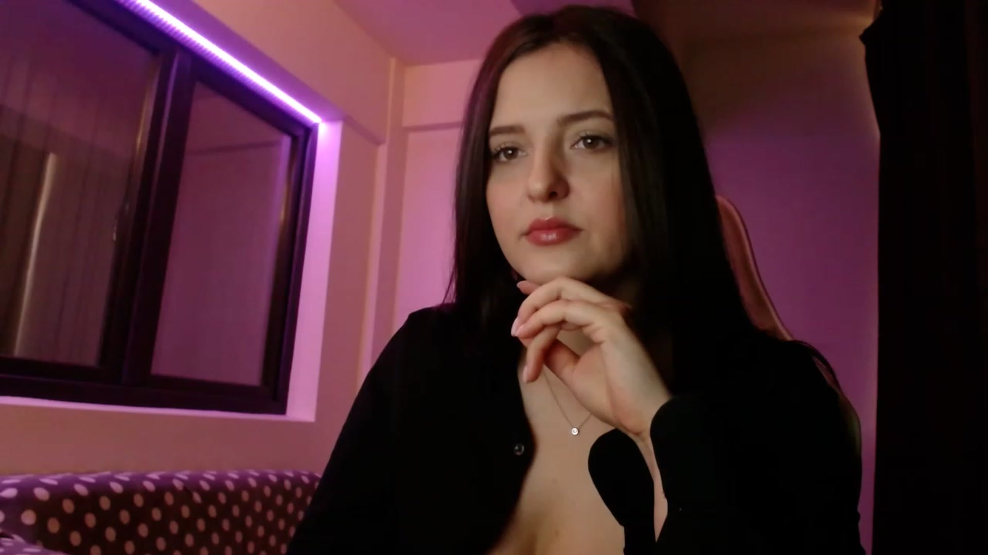 Gallery image thumbnail from AnAzingEricka's myfreecams stream on, 02/17/2023, 07:56 image 5 of 20