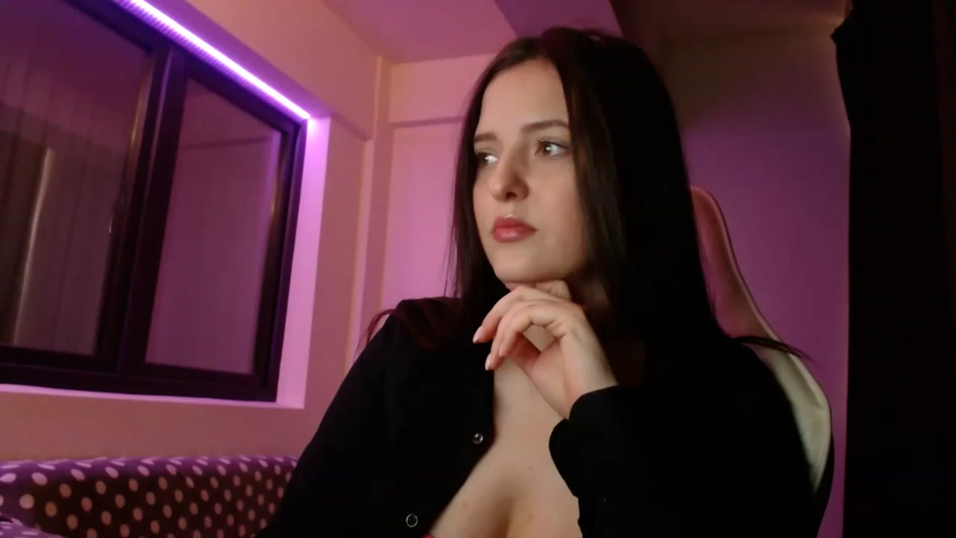 Gallery image thumbnail from AnAzingEricka's myfreecams stream on, 02/17/2023, 07:56 image 15 of 20