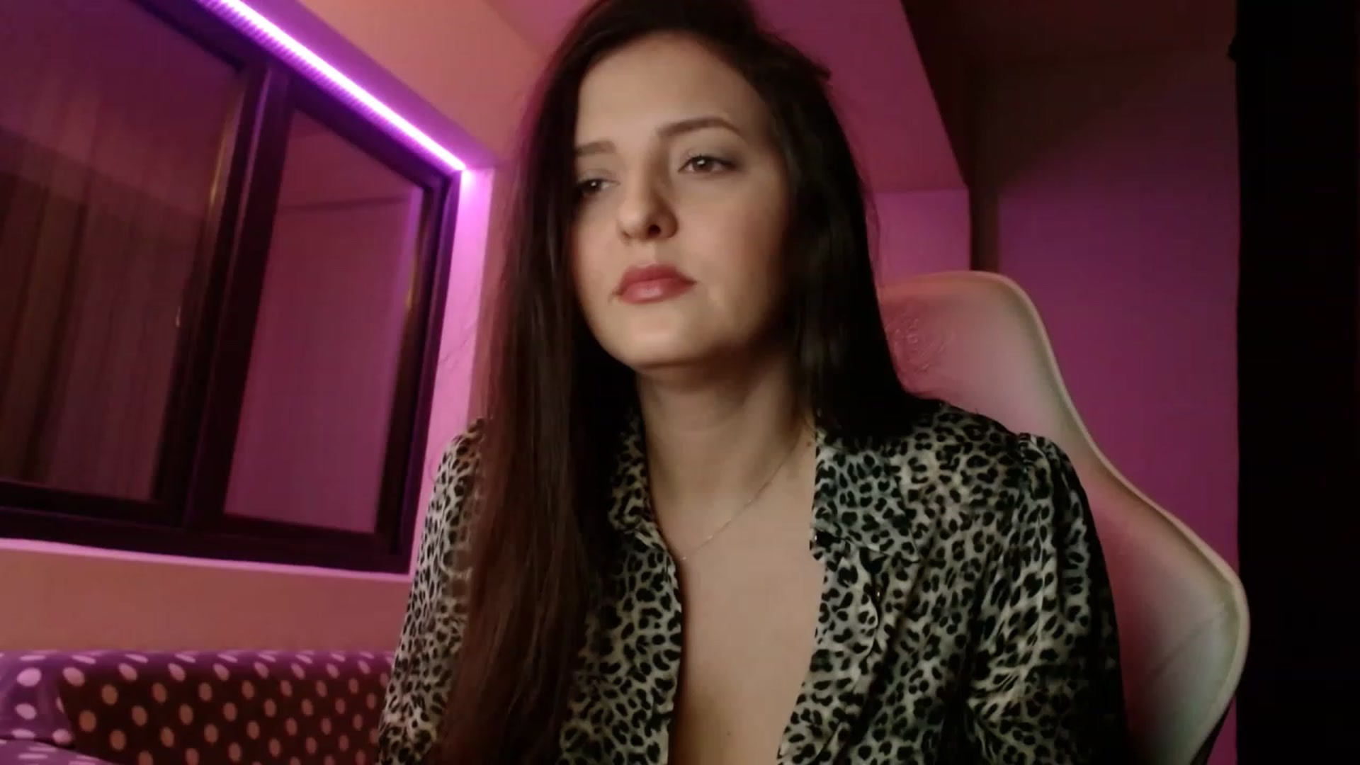 Gallery image thumbnail from AnAzingEricka's myfreecams stream on, 02/20/2023, 07:45 image 13 of 20
