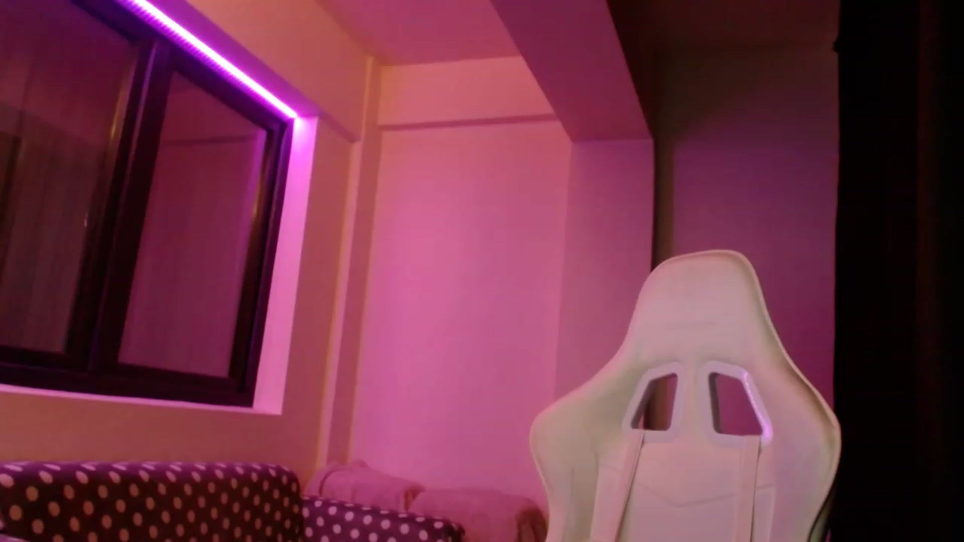 Gallery image thumbnail from AnAzingEricka's myfreecams stream on, 02/20/2023, 09:09 image 15 of 20