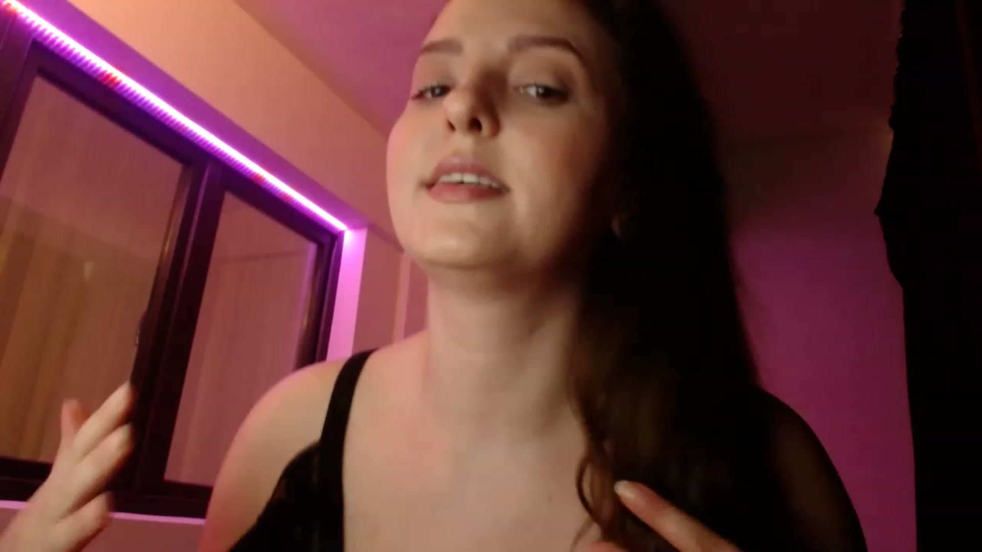 Gallery image thumbnail from AnAzingEricka's myfreecams stream on, 05/22/2023, 05:42 image 14 of 20