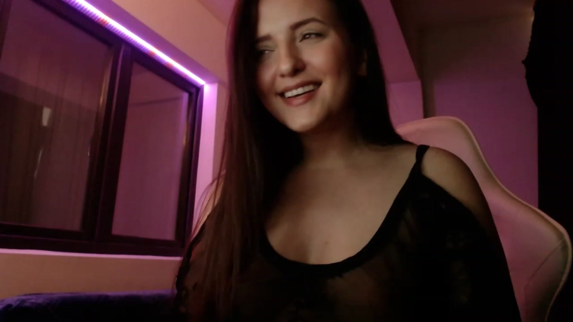 Gallery image thumbnail from AnAzingEricka's myfreecams stream on, 06/25/2023, 07:31 image 19 of 20