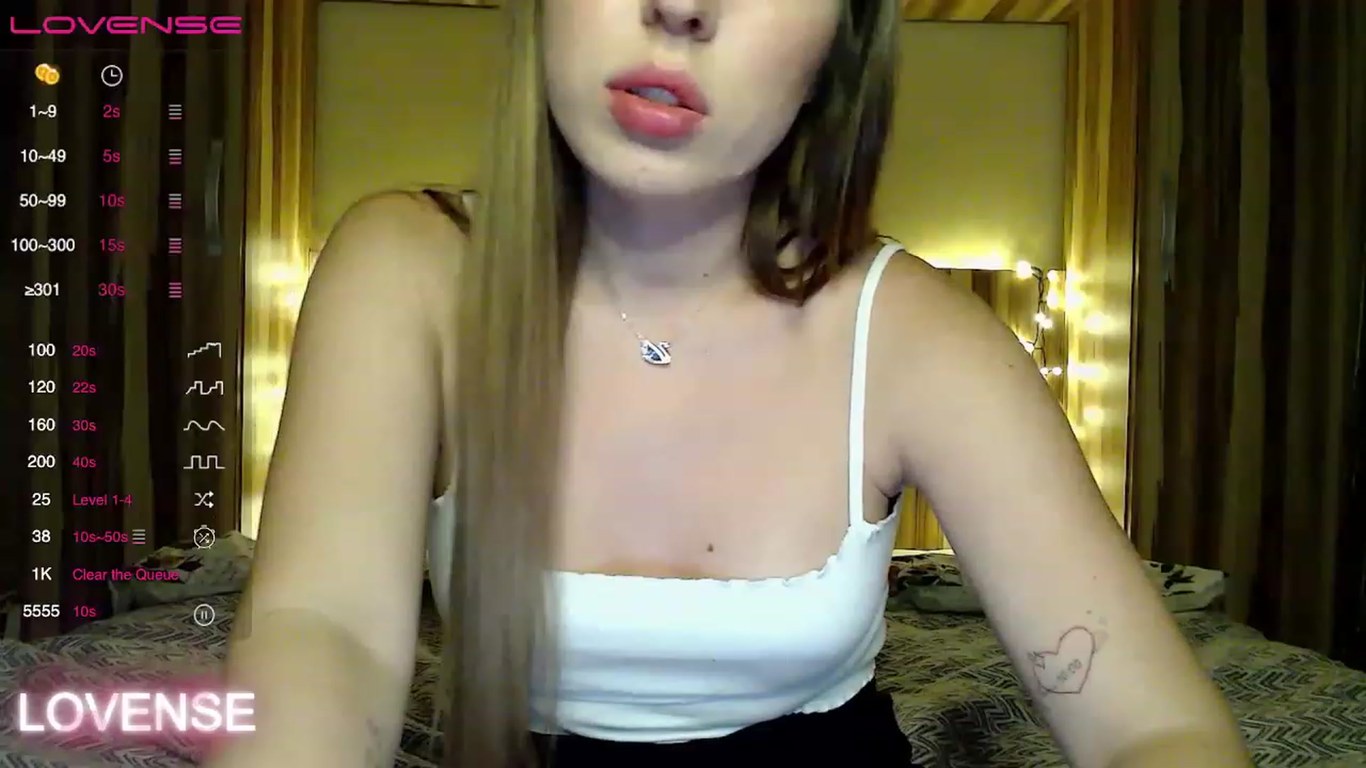 Gallery image thumbnail from AnPeachyGirl's myfreecams stream on, 06/02/2023, 22:04 image 16 of 20