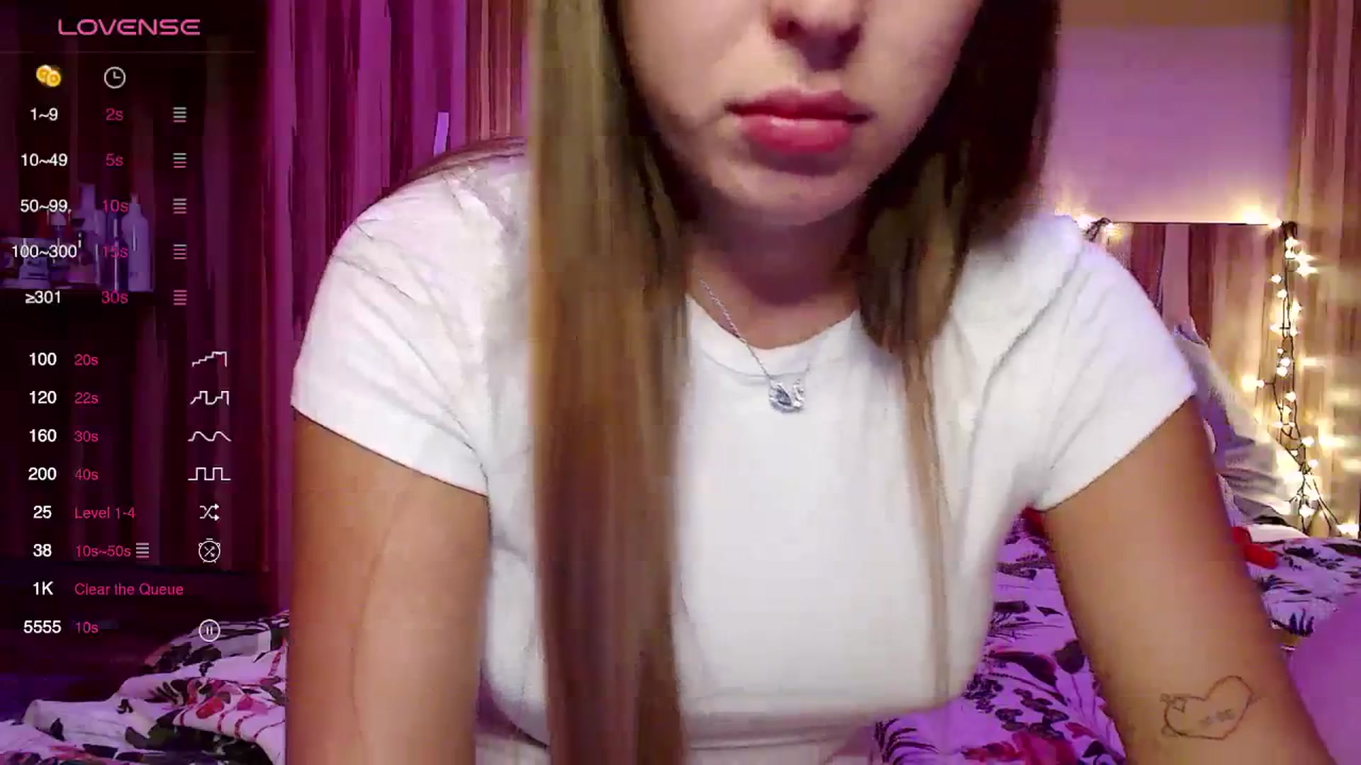 Gallery image thumbnail from AnPeachyGirl's myfreecams stream on, 09/07/2023, 21:18 image 18 of 20
