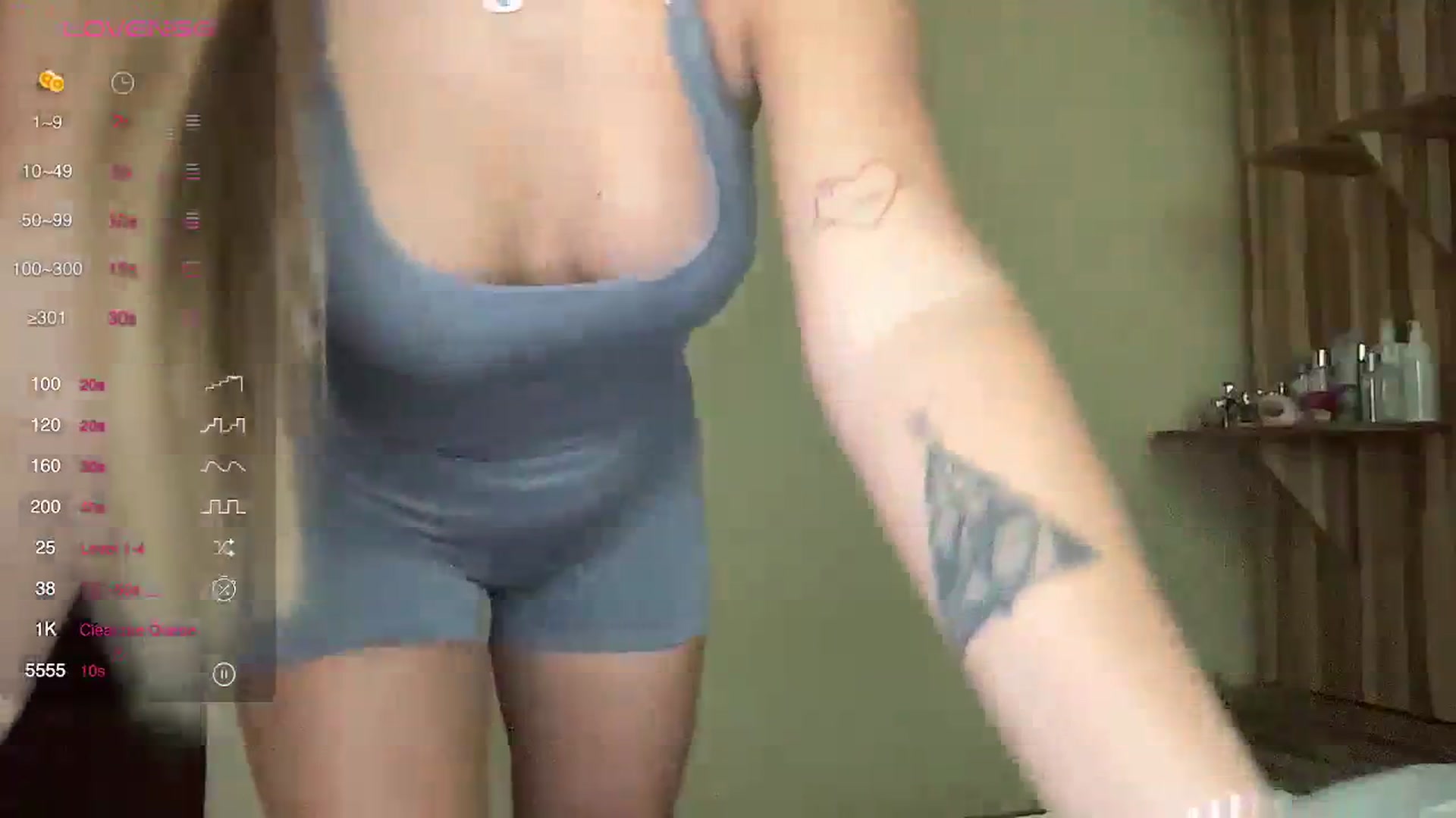 Gallery image thumbnail from AnPeachyGirl's myfreecams stream on, 09/23/2023, 10:58 image 3 of 20