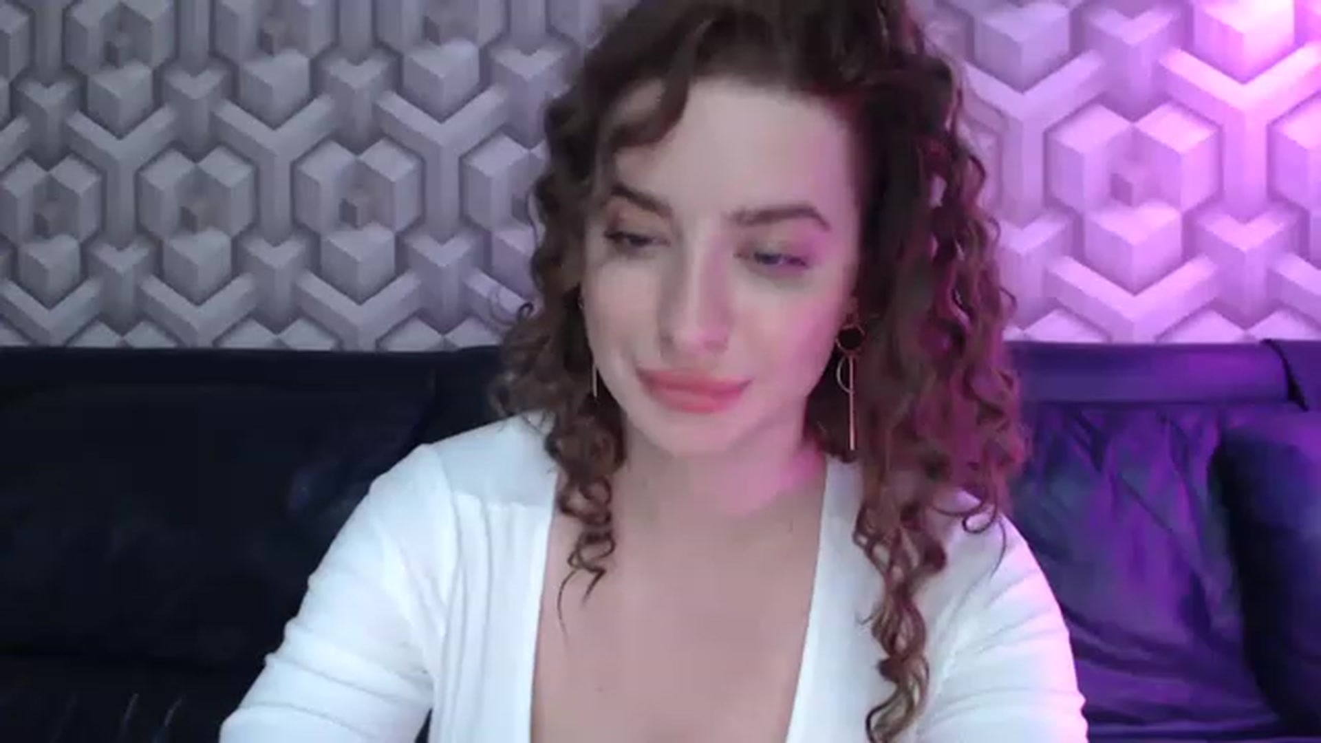 Gallery image thumbnail from An_Basset's myfreecams stream on, 03/23/2023, 22:13 image 6 of 20