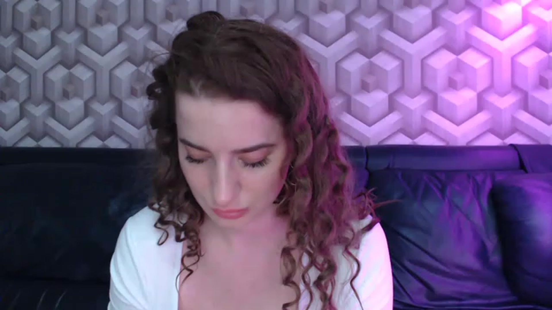 Gallery image thumbnail from An_Basset's myfreecams stream on, 03/23/2023, 22:13 image 12 of 20