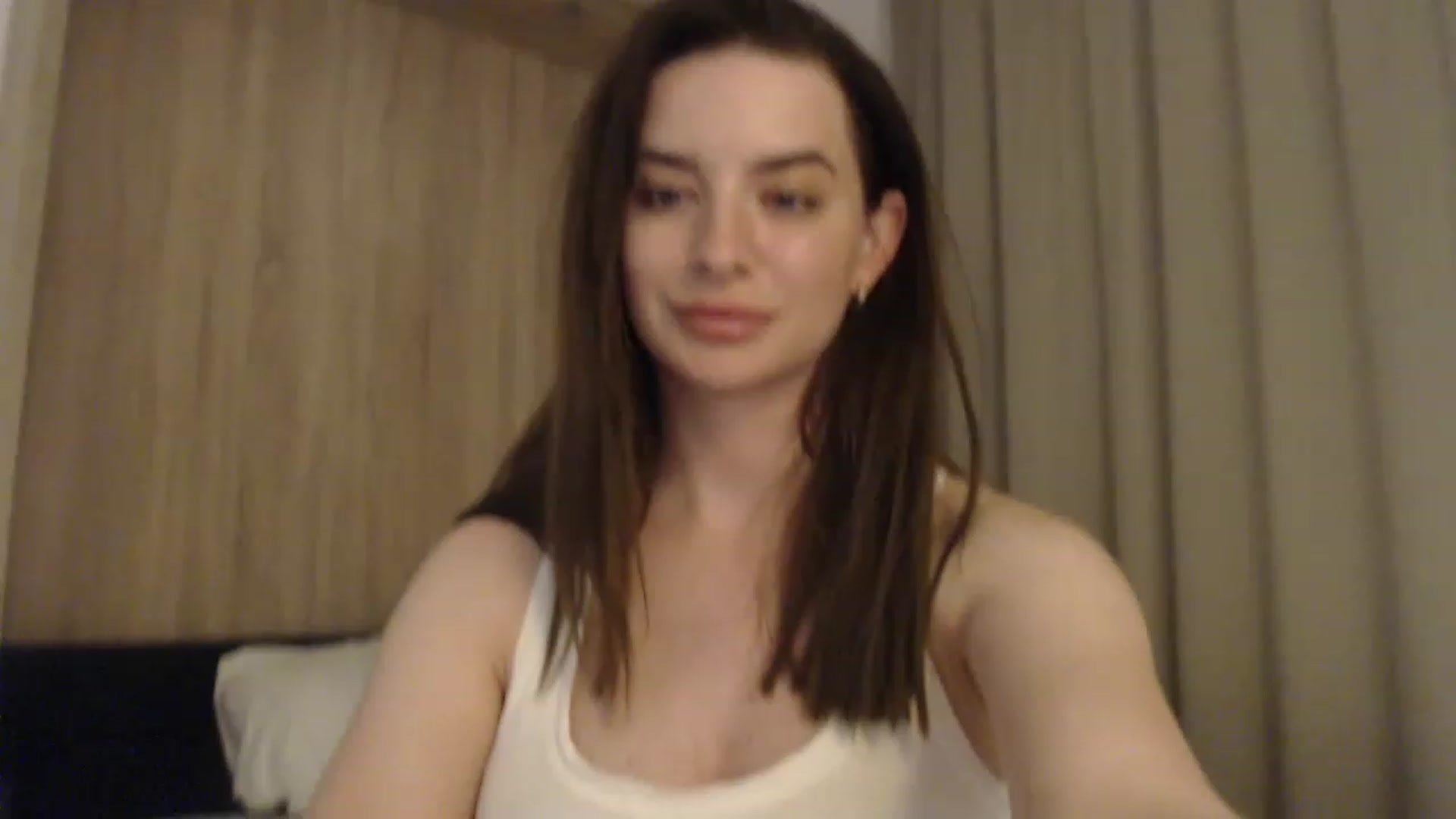 Gallery image thumbnail from An_Basset's myfreecams stream on, 06/06/2023, 21:09 image 15 of 20