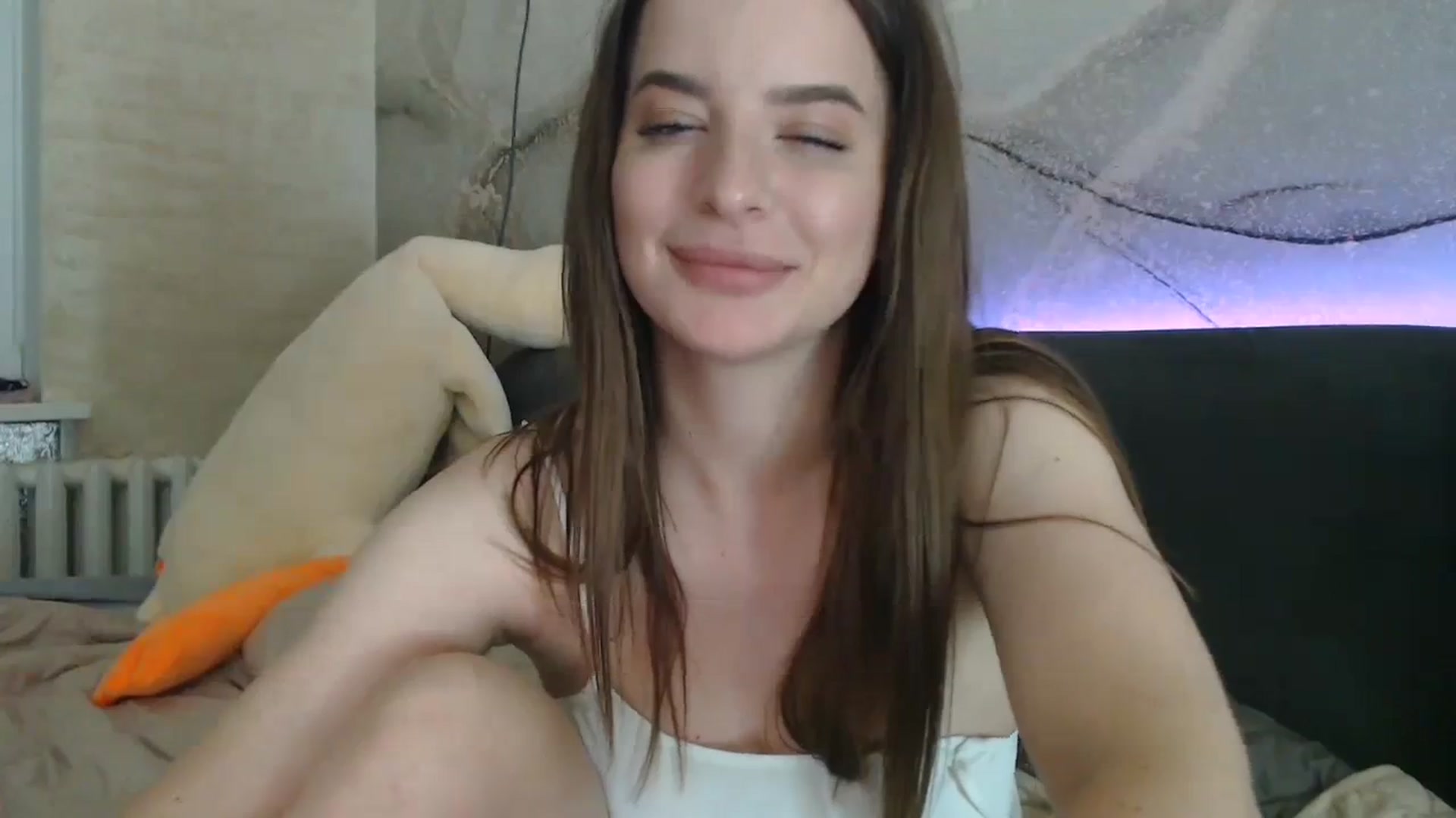 Gallery image thumbnail from An_Basset's myfreecams stream on, 10/20/2023, 15:31 image 7 of 20