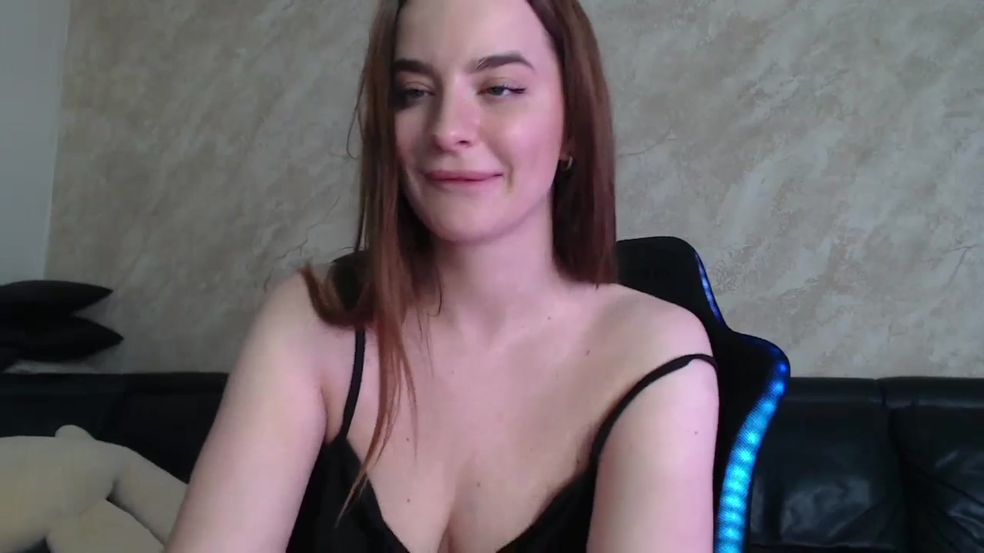 Gallery image thumbnail from An_Basset's myfreecams stream on, 01/24/2024, 22:18 image 18 of 20