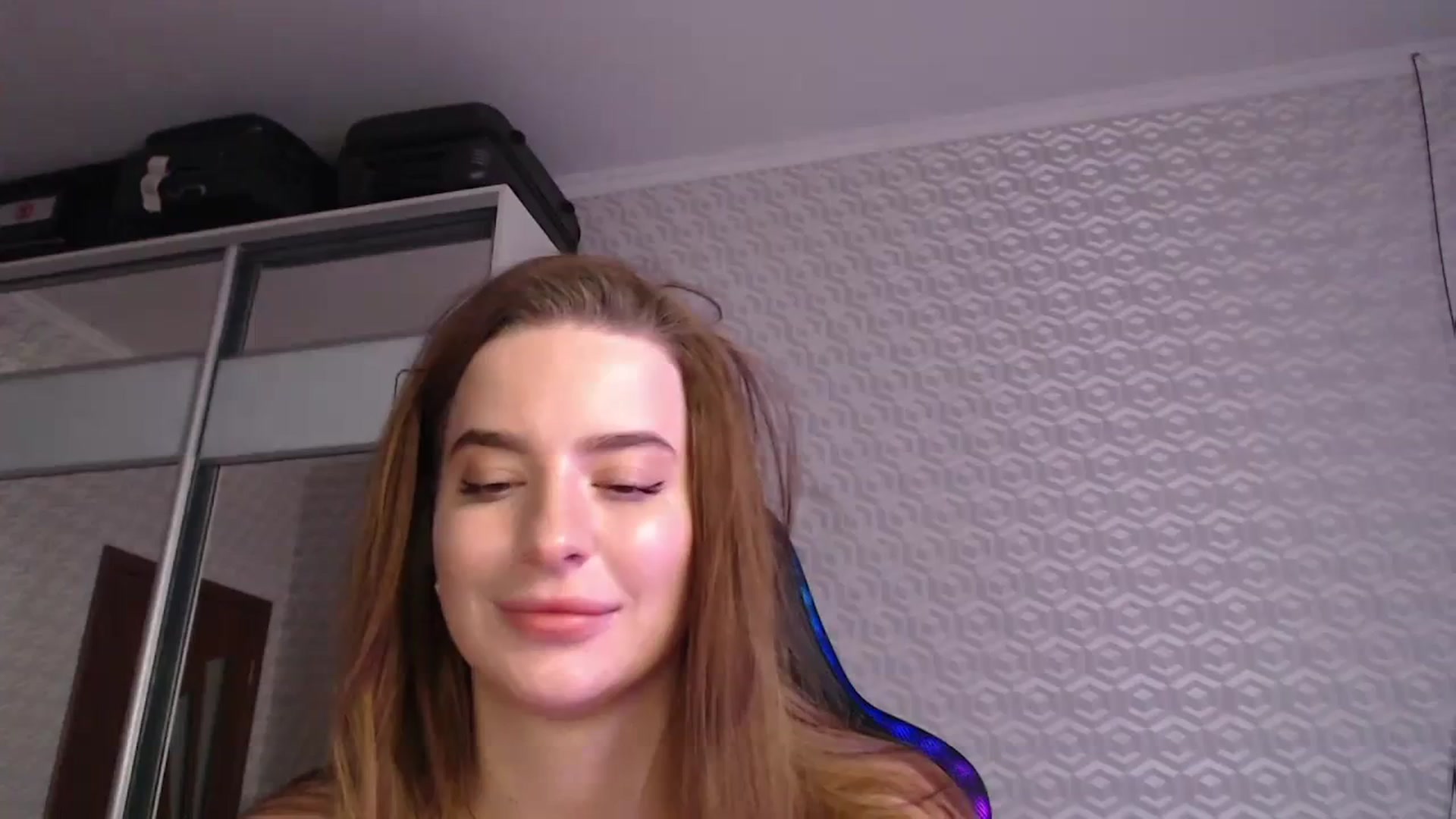 Gallery image thumbnail from An_Basset's myfreecams stream on, 02/04/2024, 22:17 image 12 of 20