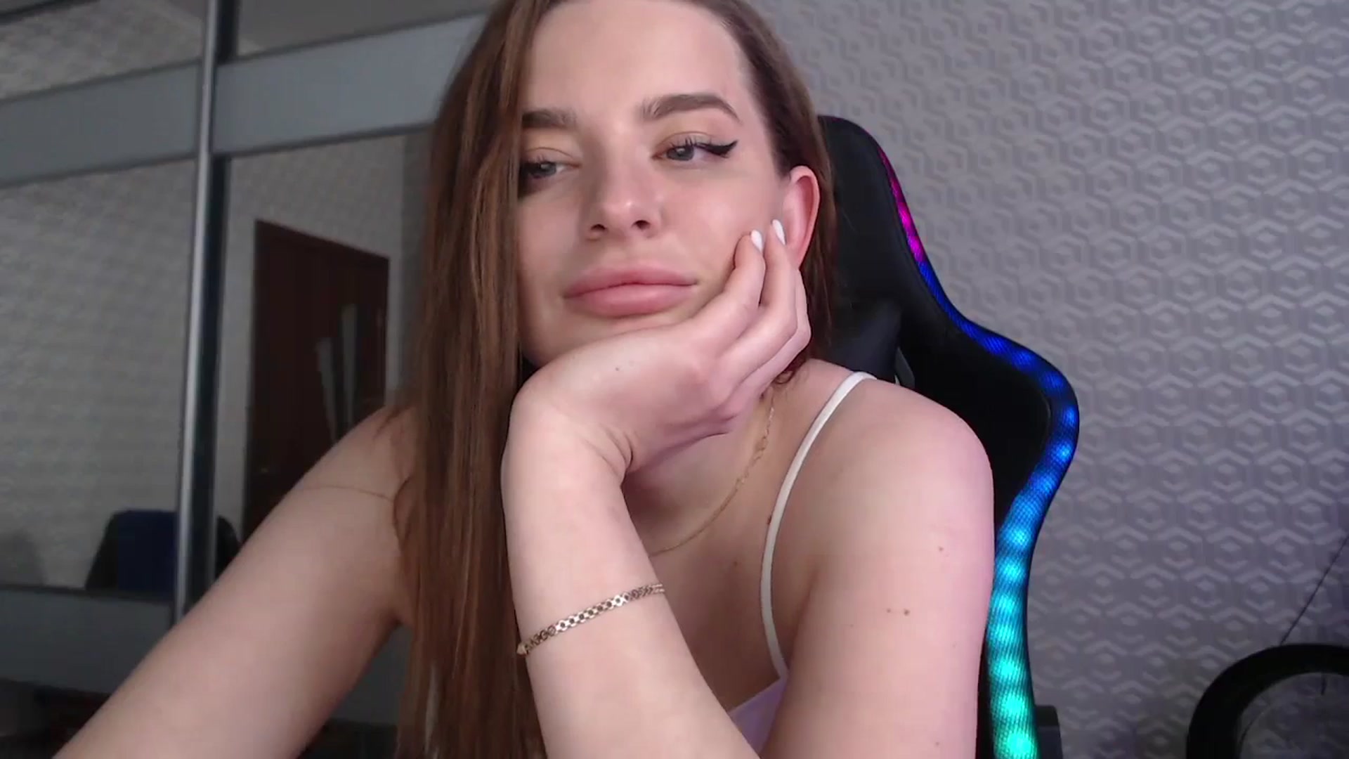 Gallery image thumbnail from An_Basset's myfreecams stream on, 03/11/2024, 20:31 image 20 of 20