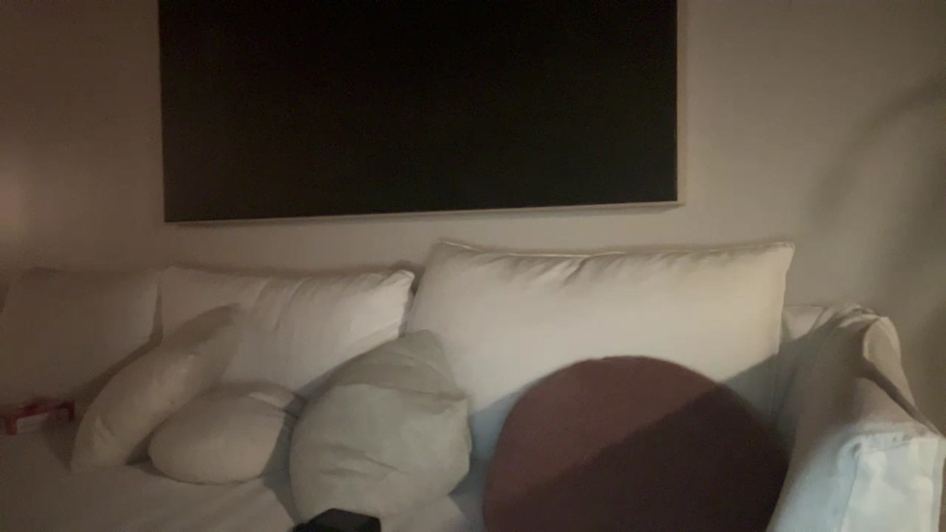 Gallery image thumbnail from AnaFoxx's myfreecams stream on, 12/18/2022, 08:37 image 5 of 20