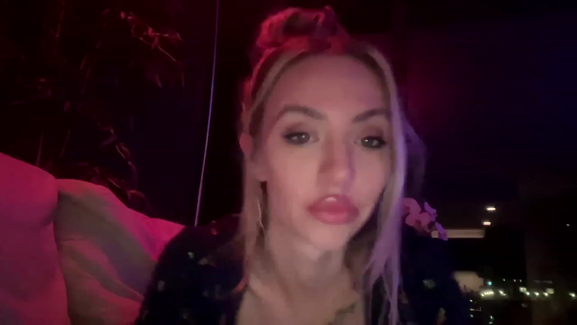Gallery image thumbnail from AnaFoxx's myfreecams stream on, 01/09/2023, 08:18 image 1 of 20