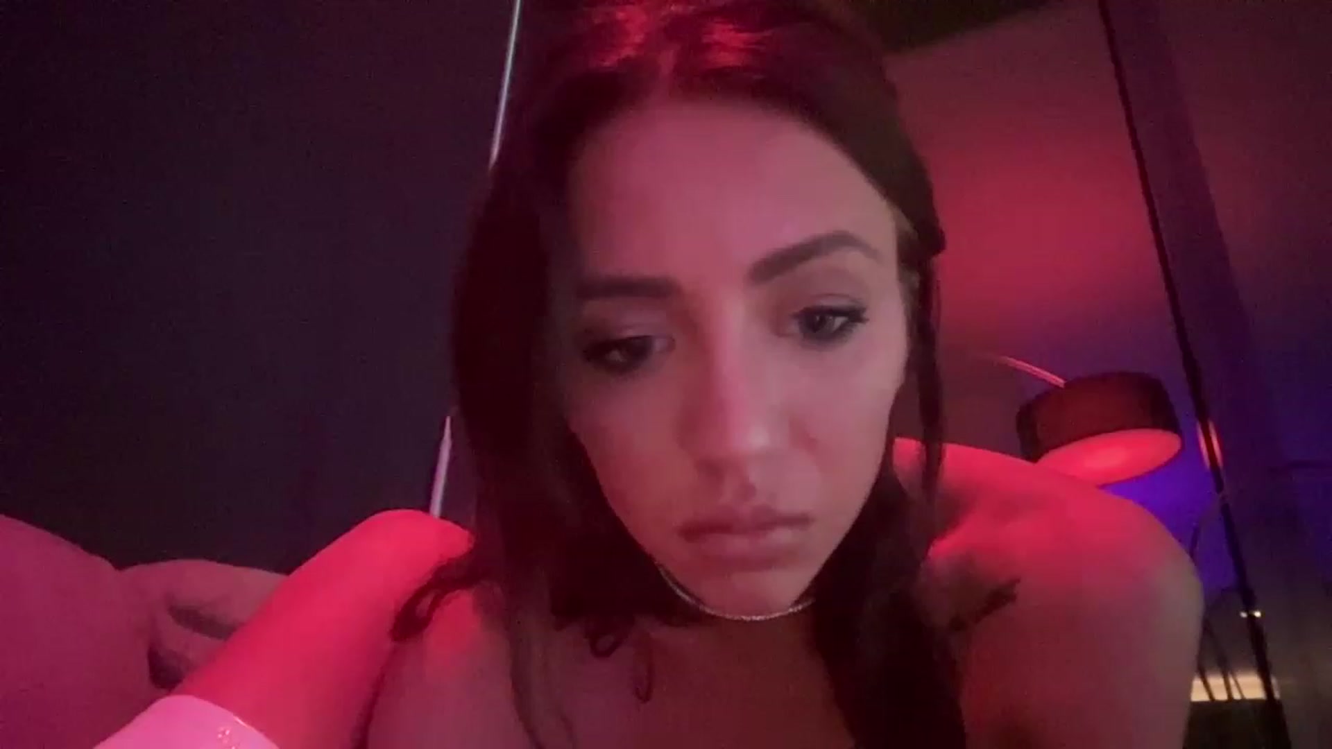 Gallery image thumbnail from AnaFoxx's myfreecams stream on, 04/24/2023, 12:08 image 13 of 20