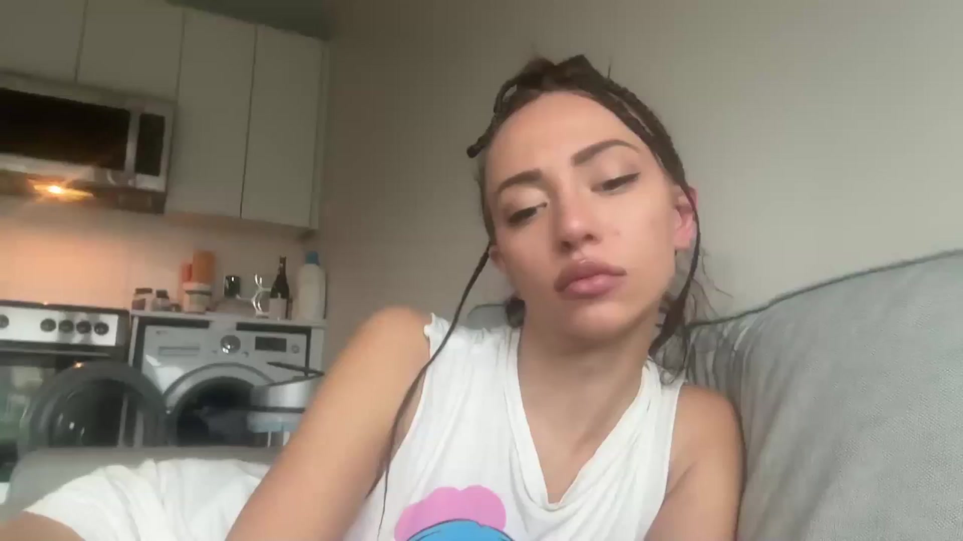 Gallery image thumbnail from AnaFoxx's myfreecams stream on, 09/10/2023, 12:23 image 3 of 20