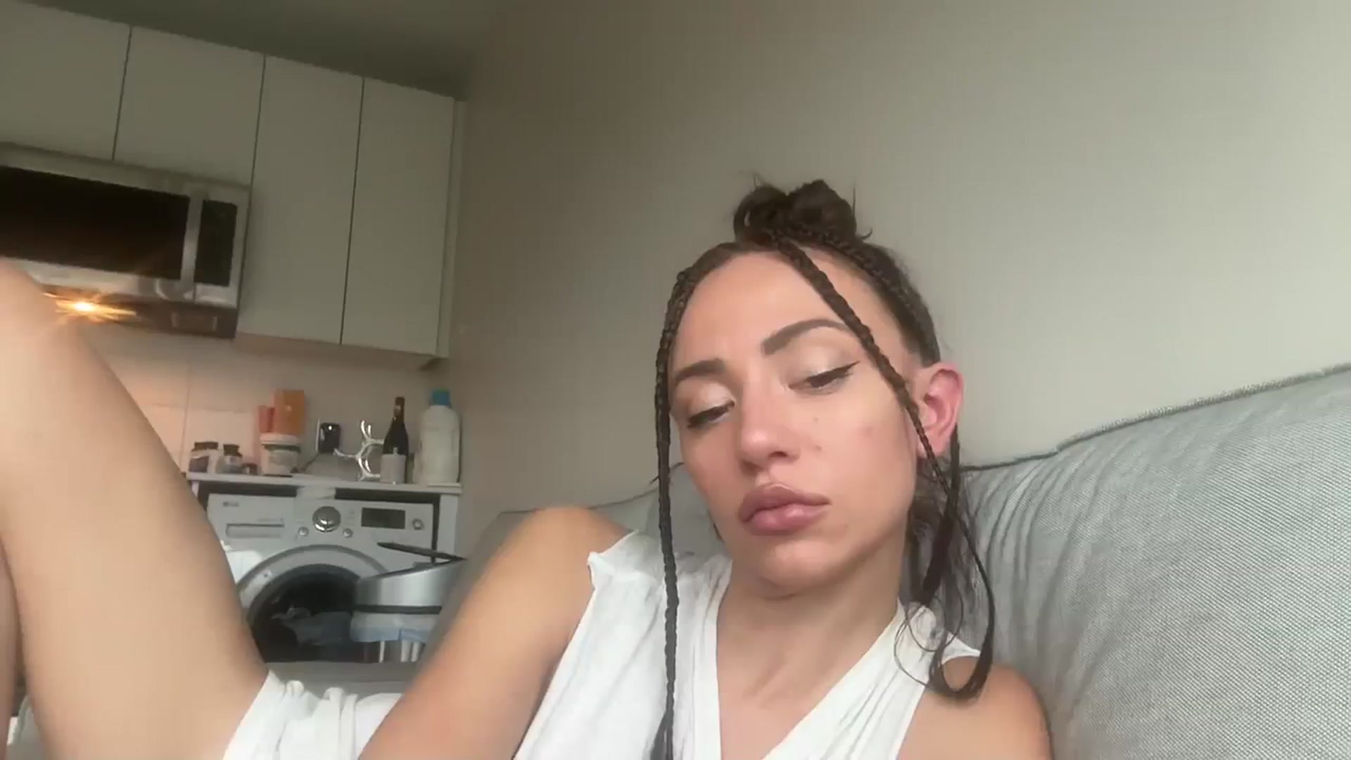 Gallery image thumbnail from AnaFoxx's myfreecams stream on, 09/10/2023, 12:23 image 10 of 20
