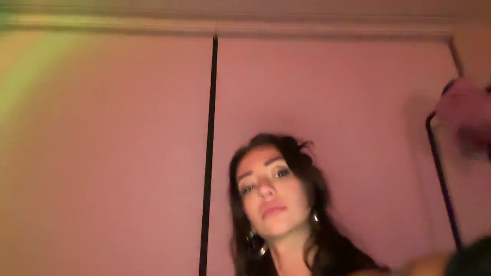 Gallery image thumbnail from AnaFoxx's myfreecams stream on, 09/28/2023, 08:37 image 15 of 20
