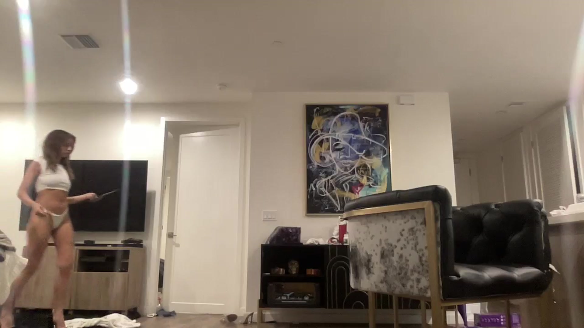 Gallery image thumbnail from AnaFoxx's myfreecams stream on, 06/14/2024, 07:30 image 13 of 20